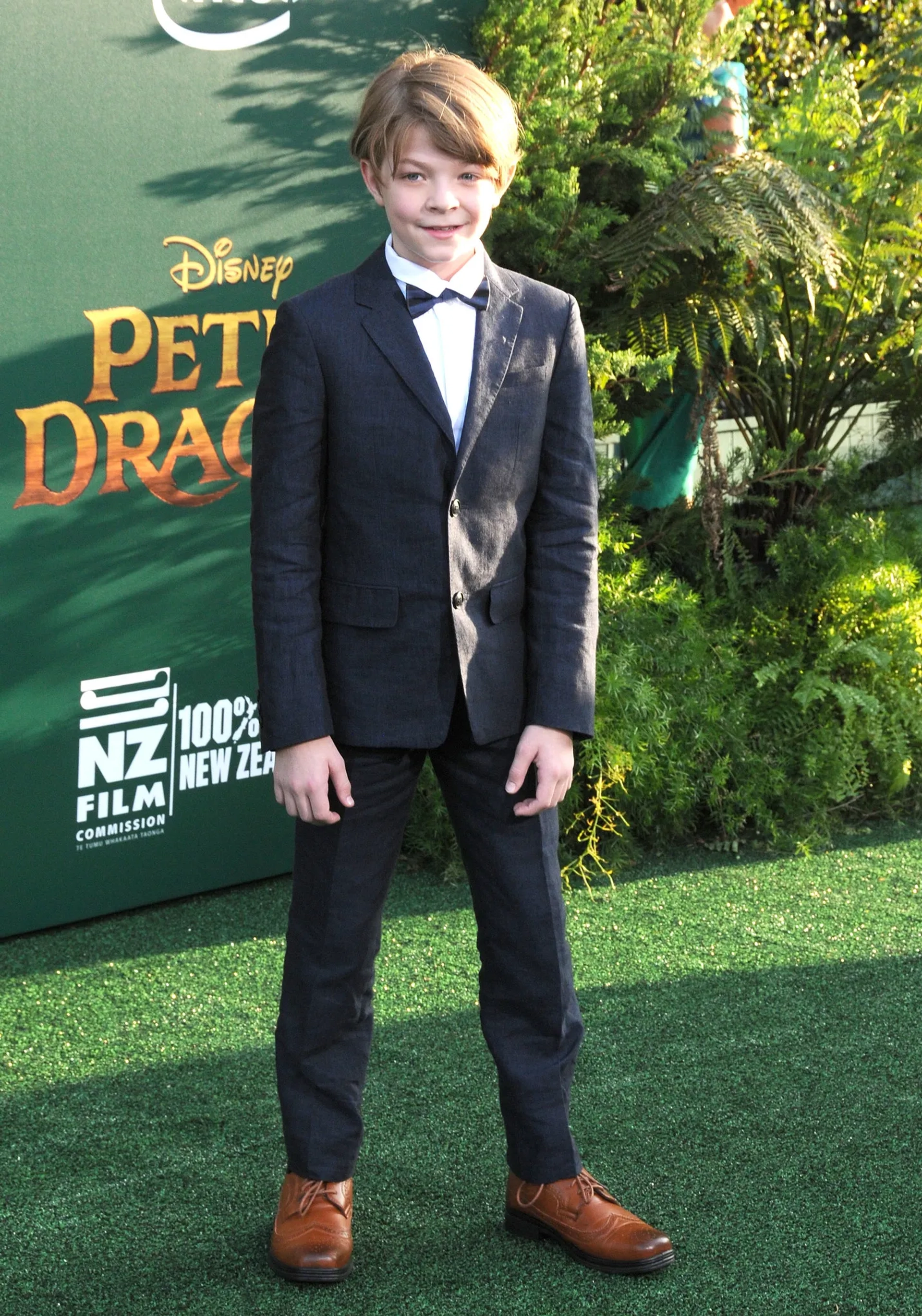 Oakes Fegley at an event for Pete's Dragon (2016)