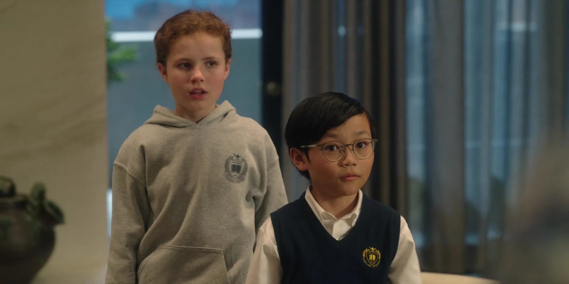 Darby Camp and Izaac Wang in Clifford the Big Red Dog (2021)