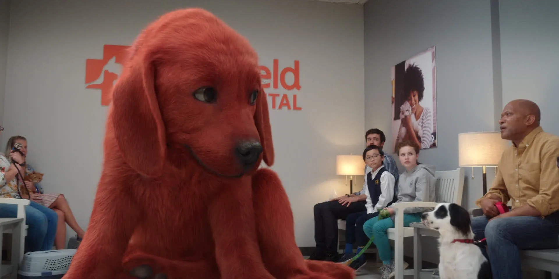 Jack Whitehall, Darby Camp, and Izaac Wang in Clifford the Big Red Dog (2021)