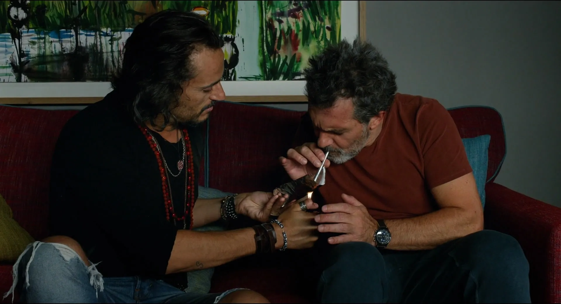 Antonio Banderas and Asier Etxeandia in Pain and Glory (2019)