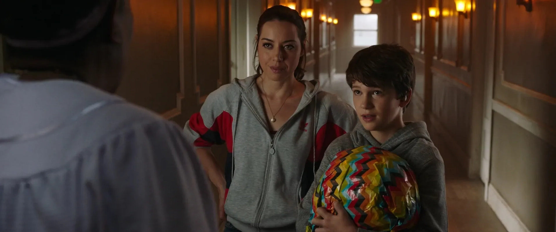 Carlease Burke, Aubrey Plaza, and Gabriel Bateman in Child's Play (2019)