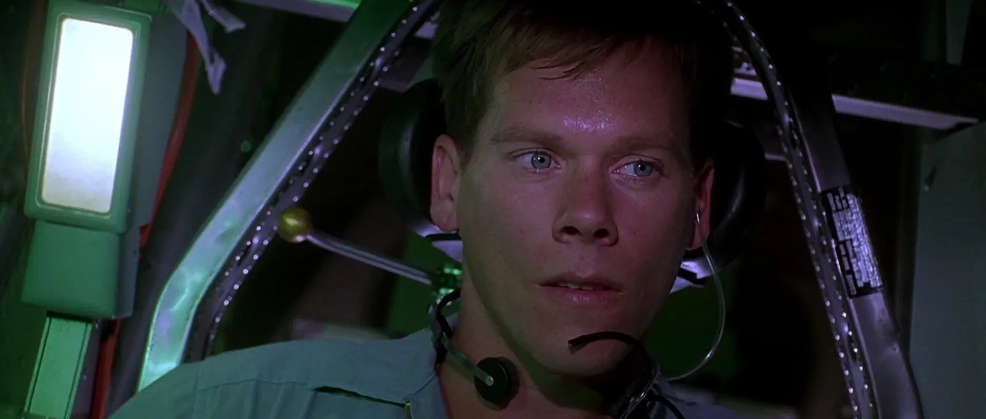 Kevin Bacon in Apollo 13 (1995)