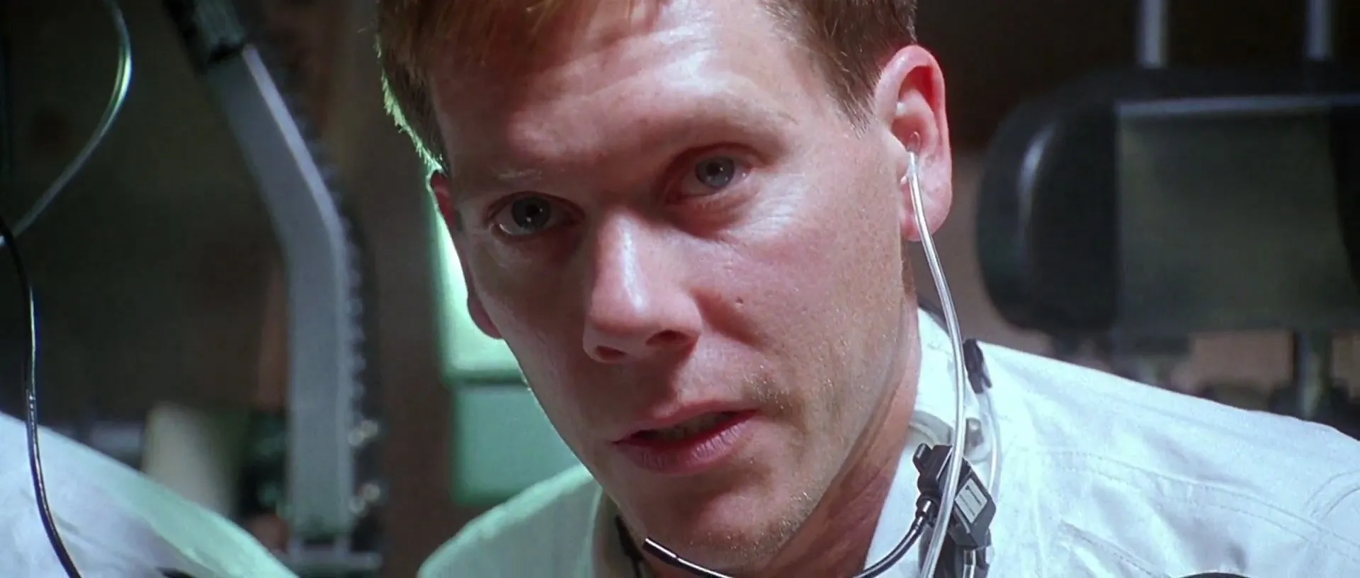 Kevin Bacon in Apollo 13 (1995)