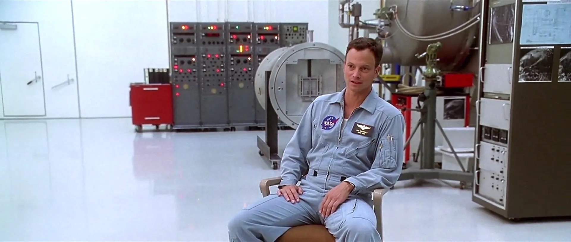 Gary Sinise in Apollo 13 (1995)