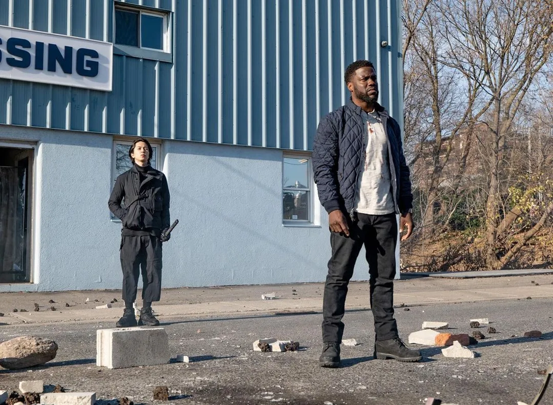 Kevin Hart and Tomohisa Yamashita in The Man from Toronto (2022)