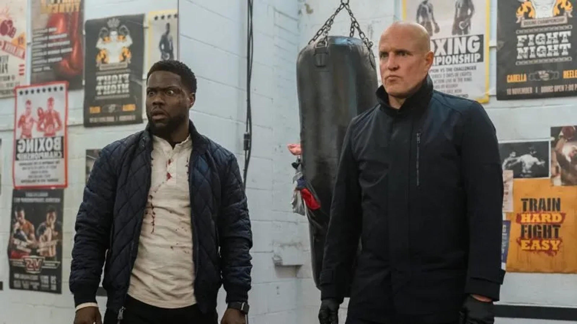 Woody Harrelson and Kevin Hart in The Man from Toronto (2022)