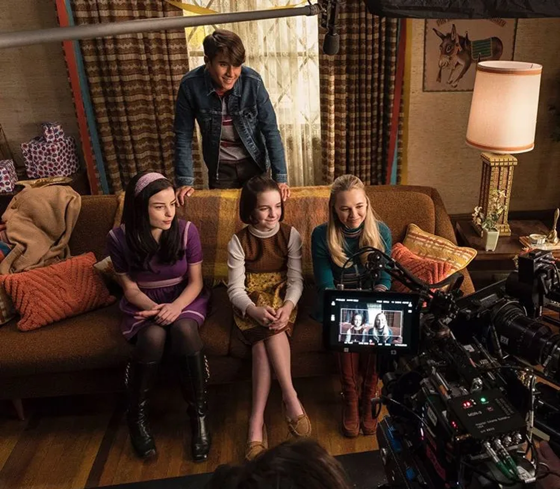 Katie Sarife, Mckenna Grace, Madison Iseman, and Michael Cimino in Annabelle Comes Home (2019)