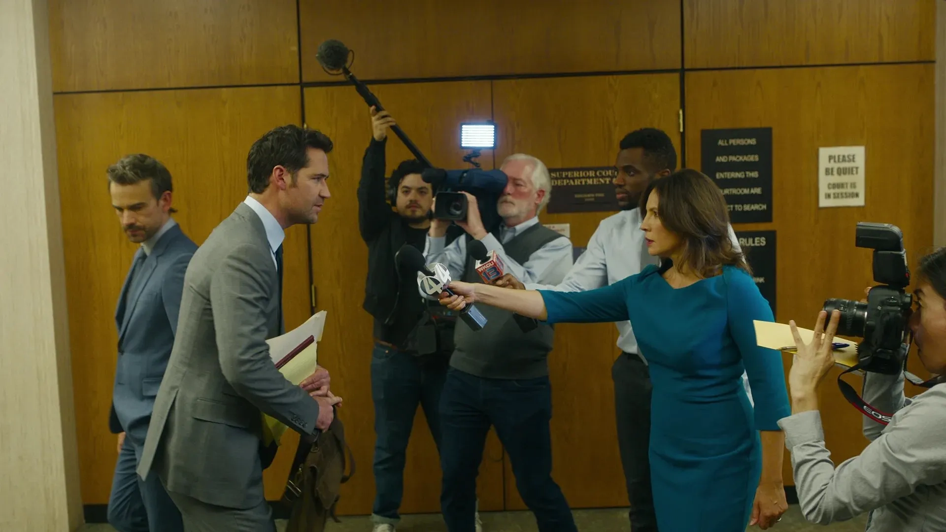 Christopher Gorham and Manuel Garcia-Rulfo in The Lincoln Lawyer (2022)