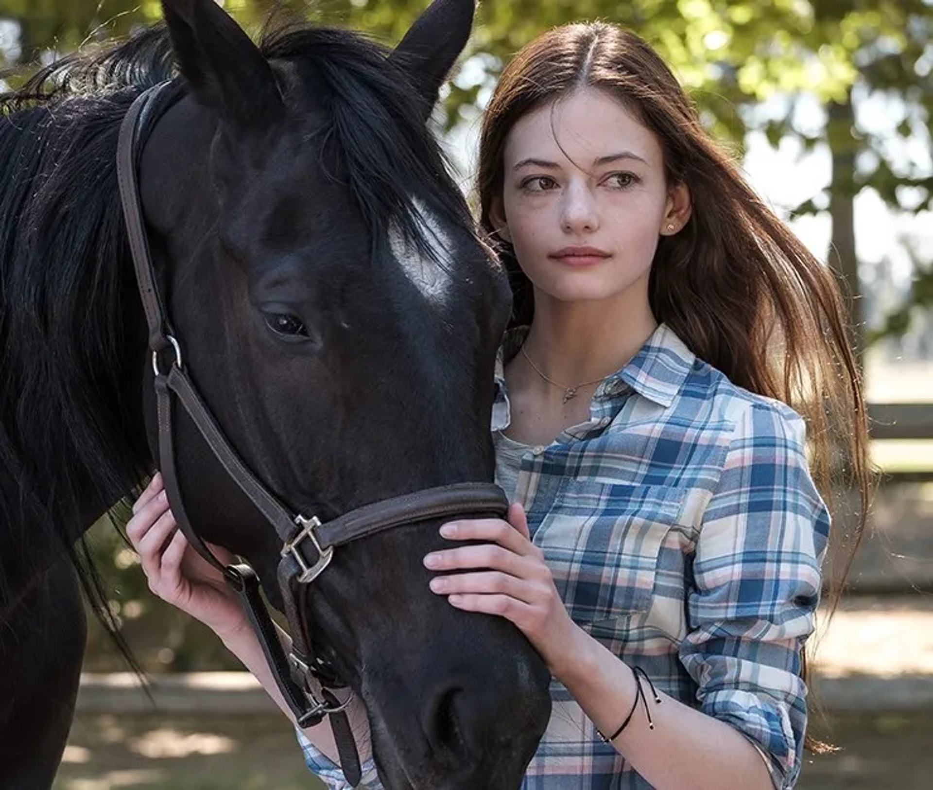 Mackenzie Foy in Black Beauty (2020)