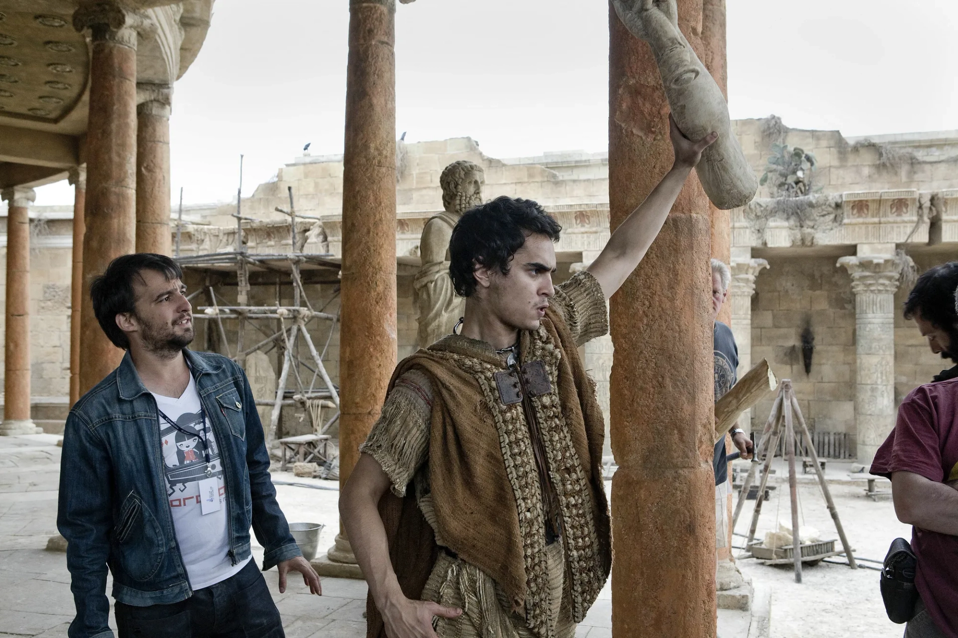 Alejandro Amenábar and Max Minghella in Agora (2009)