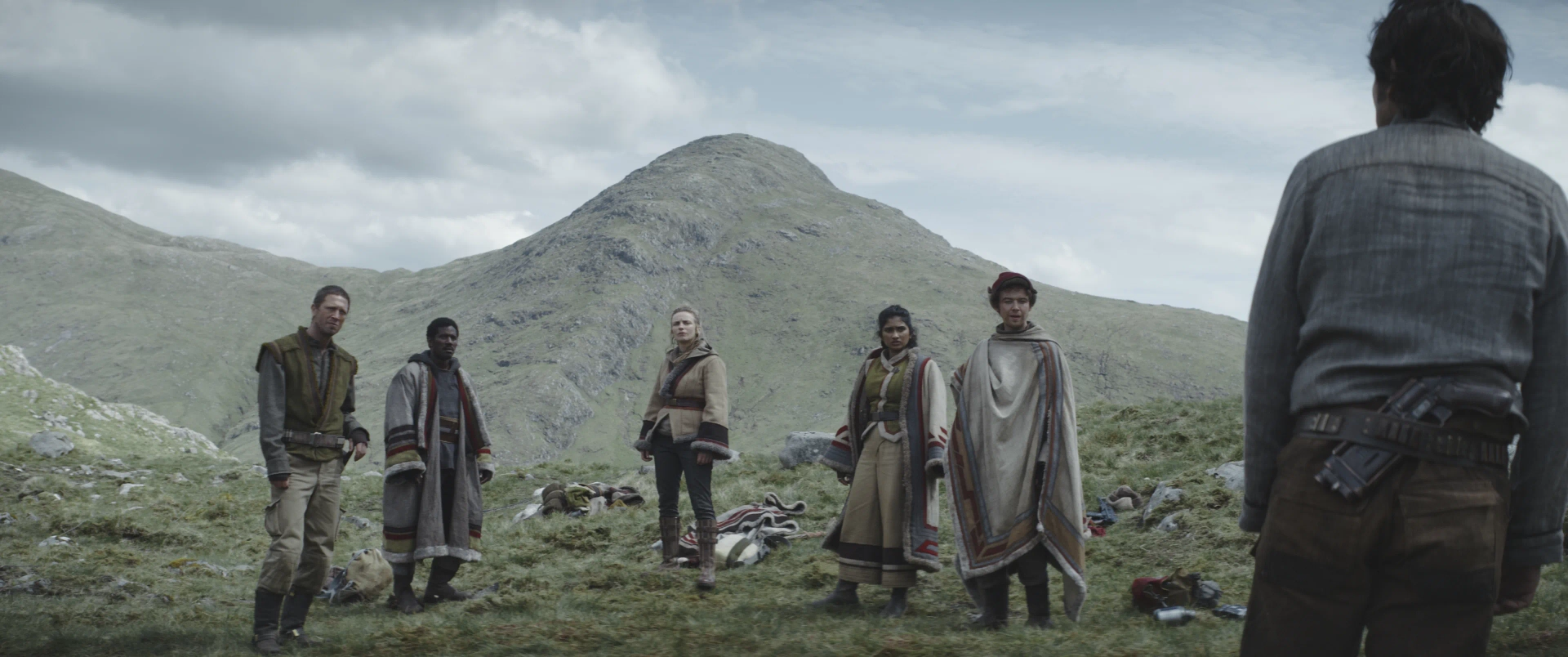 Diego Luna, Ebon Moss-Bachrach, Faye Marsay, Alex Lawther, and Varada Sethu in Andor (2022)