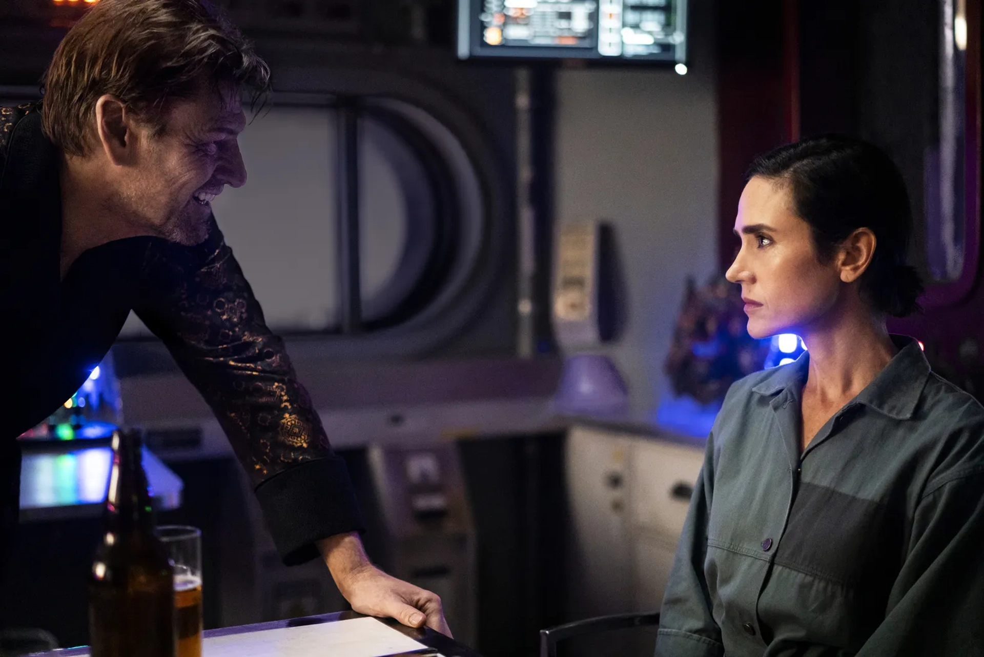 Jennifer Connelly and Sean Bean in Snowpiercer: The Time of Two Engines (2021)