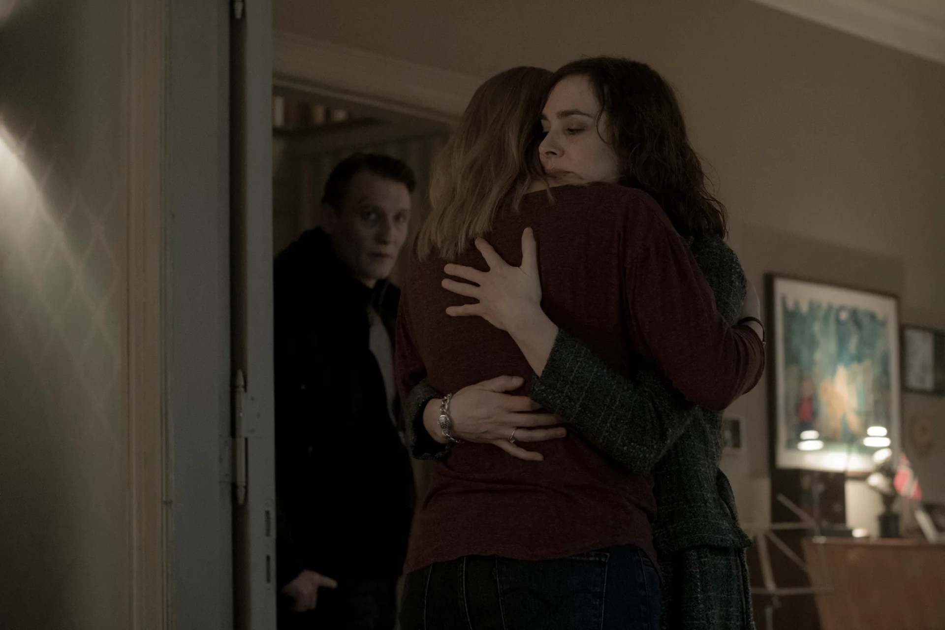 Oliver Masucci, Maja Schöne, and Jördis Triebel in Dark (2017)