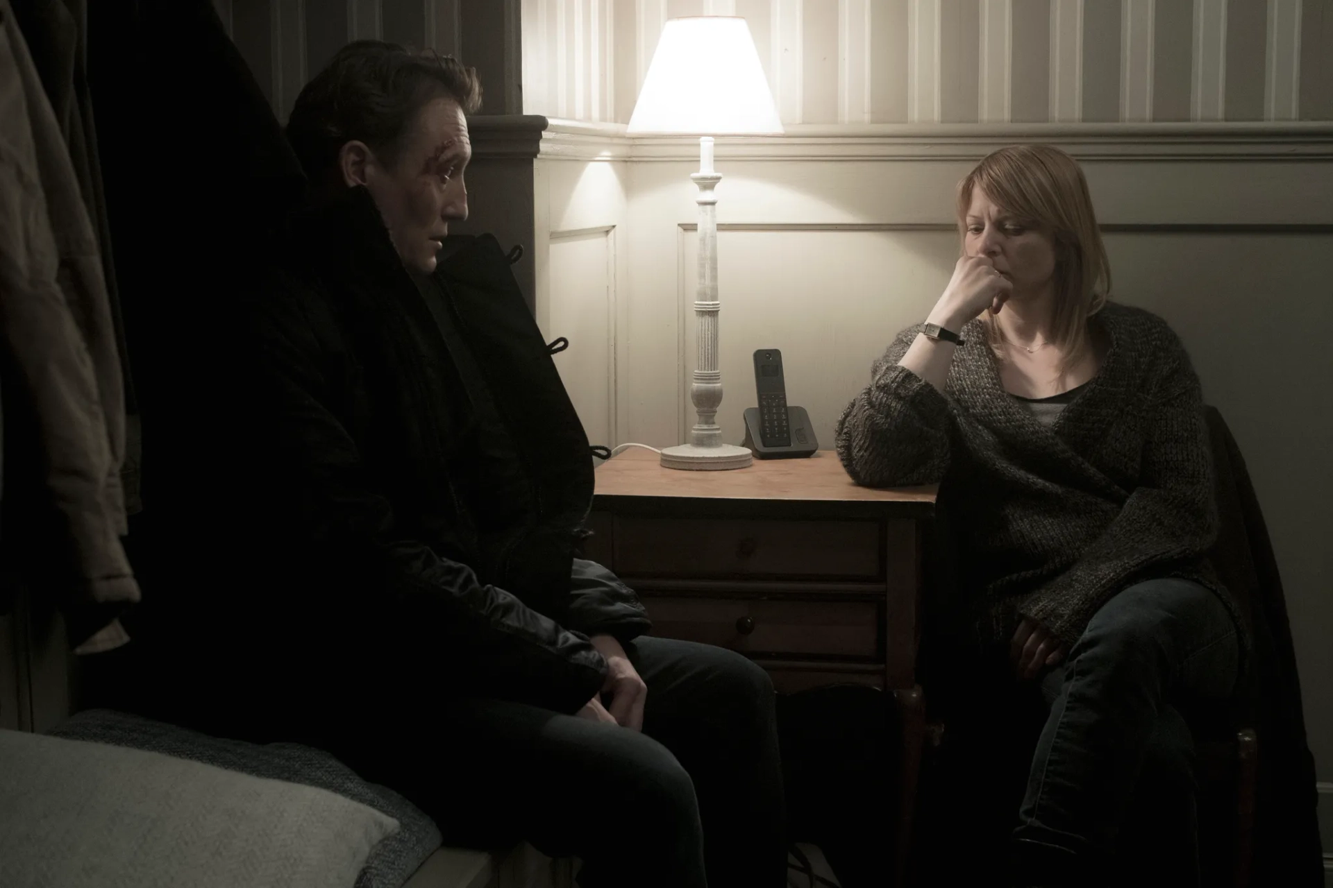 Oliver Masucci and Jördis Triebel in Dark (2017)