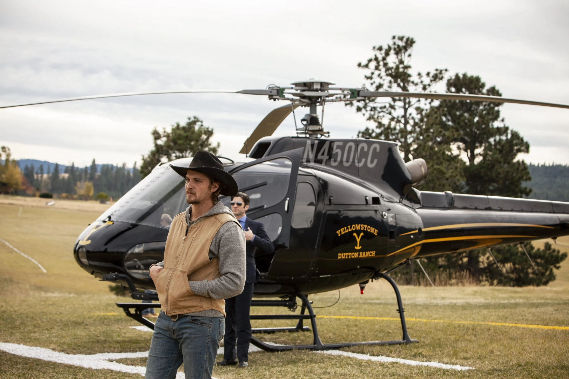 Wes Bentley and Luke Grimes in Yellowstone (2018)