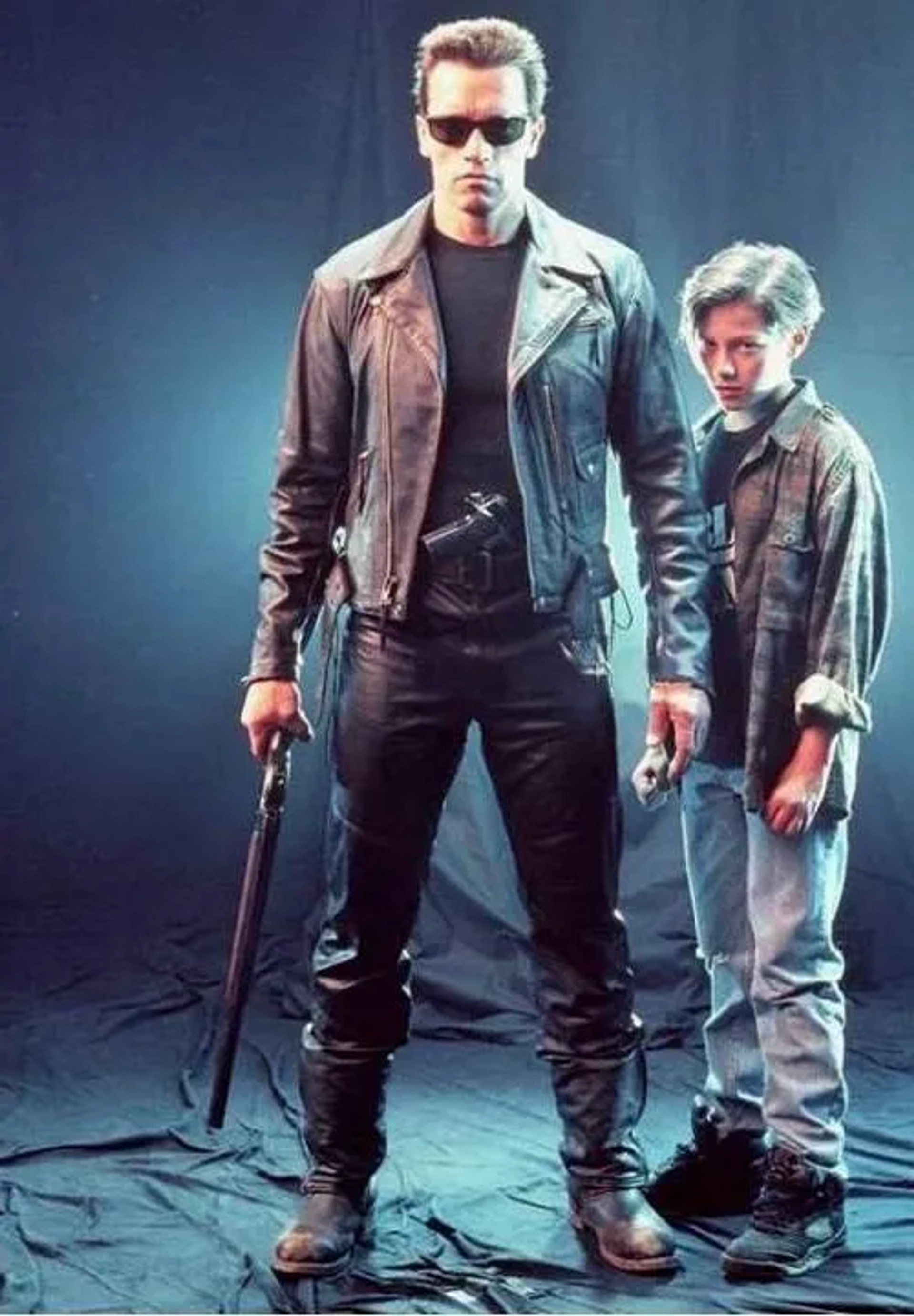 Arnold Schwarzenegger and Edward Furlong in Terminator 2: Judgment Day (1991)