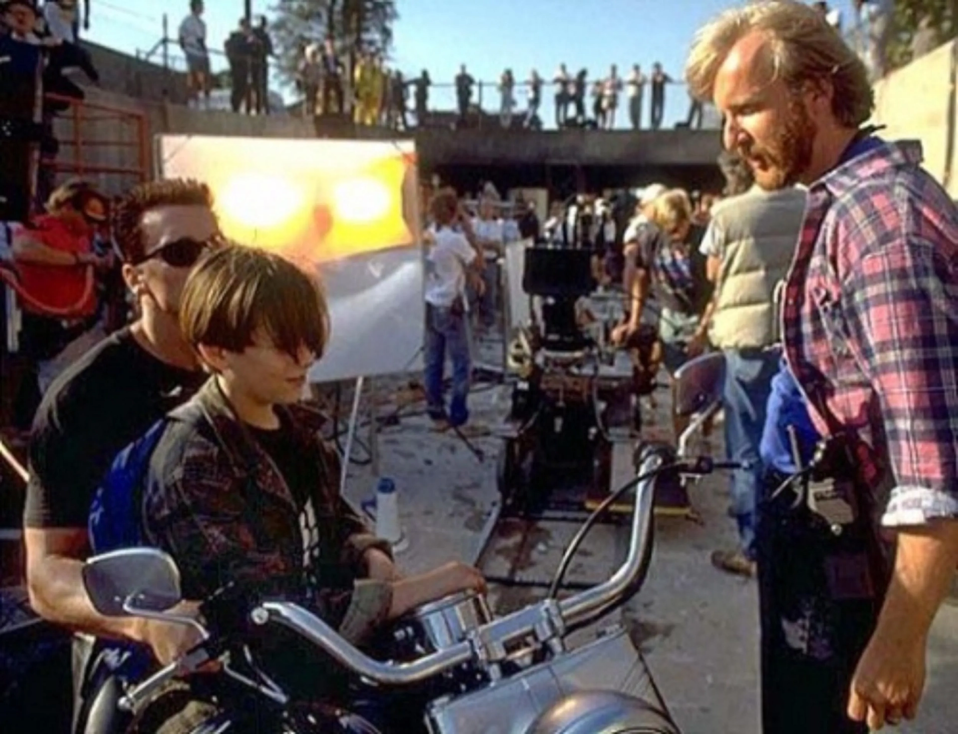 James Cameron, Arnold Schwarzenegger, and Edward Furlong in Terminator 2: Judgment Day (1991)