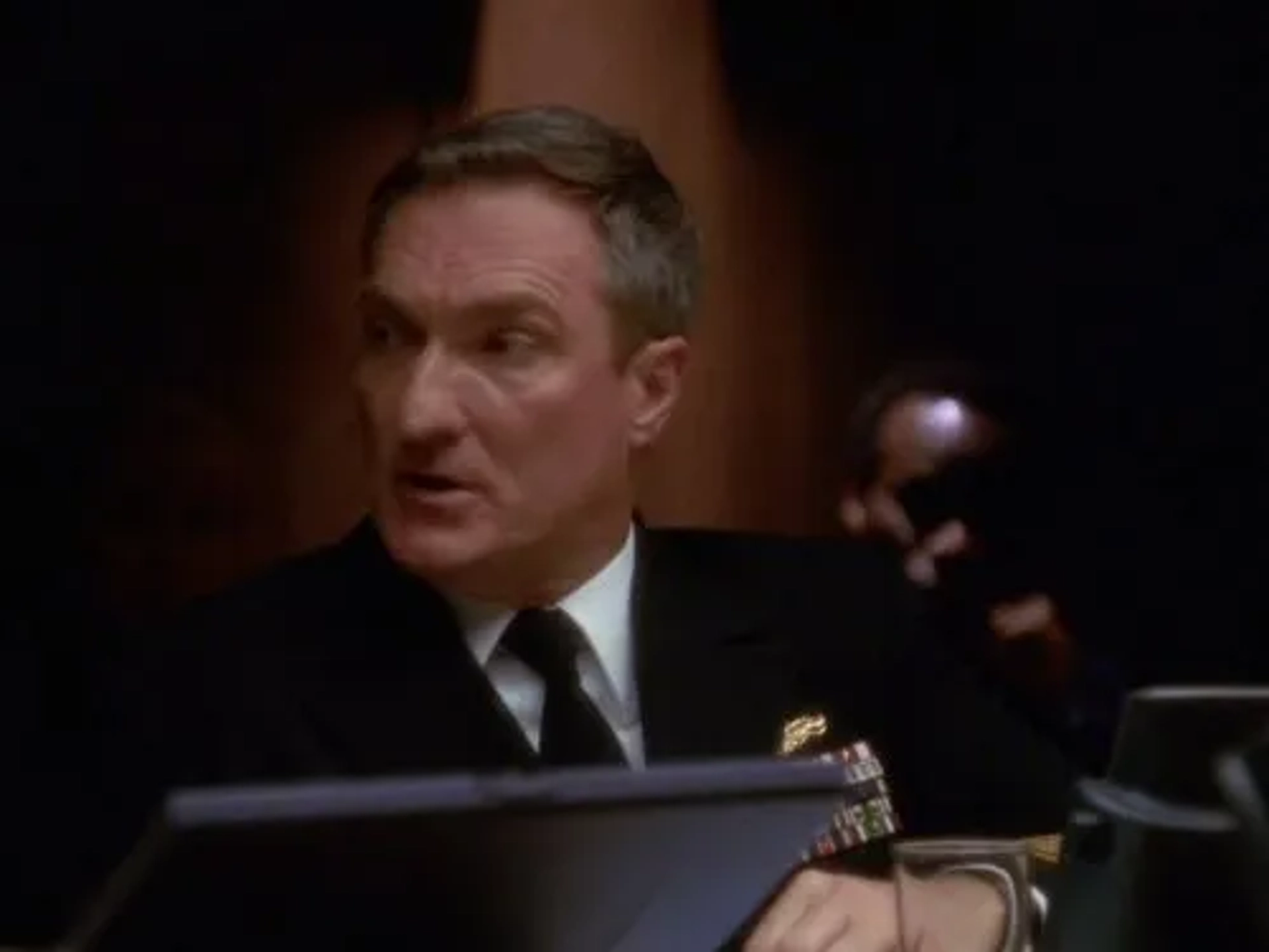 Dennis Cockrum in The West Wing (1999)