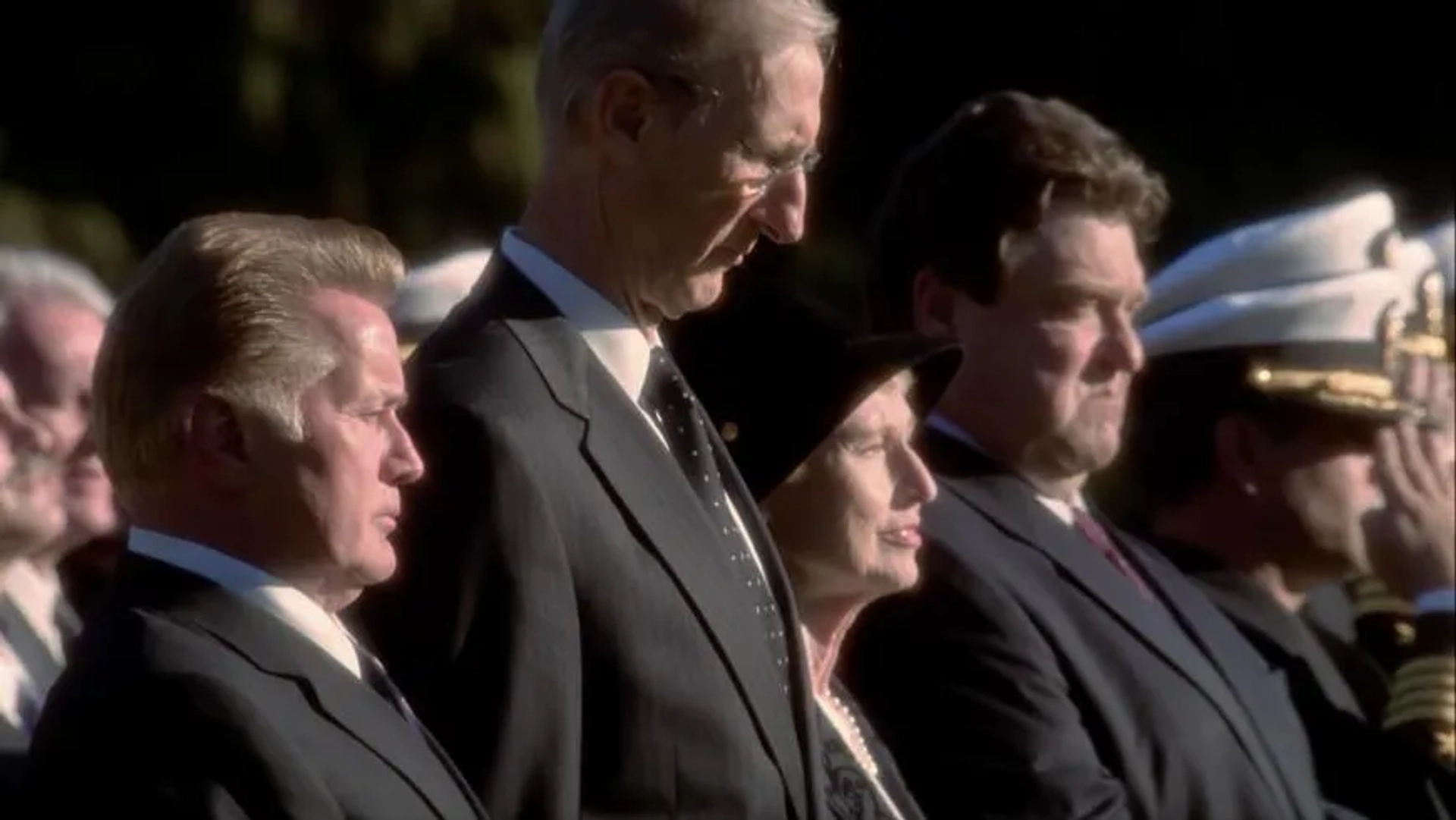 James Cromwell, John Goodman, Martin Sheen, and Diana Douglas in The West Wing (1999)