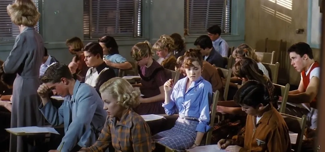 Lea Thompson and Cristen Kauffman in Back to the Future (1985)