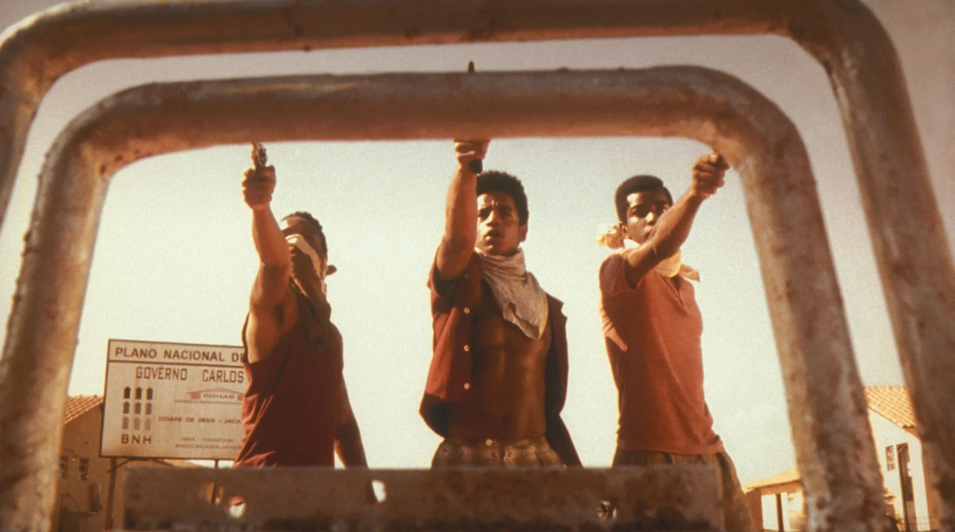 Jonathan Haagensen, Renato de Souza, and Jefechander Suplino in City of God (2002)