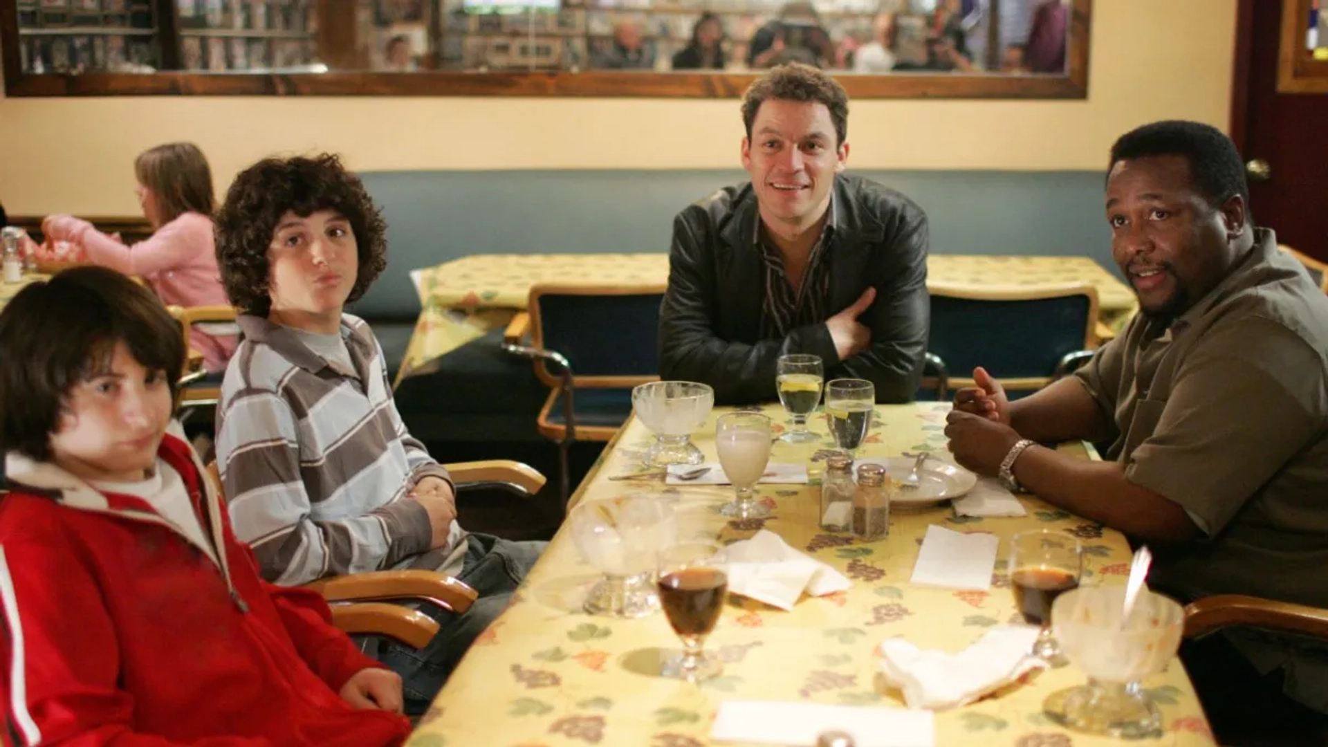 Wendell Pierce, Dominic West, Antonio Cordova, and Eric G. Ryan in The Wire (2002)