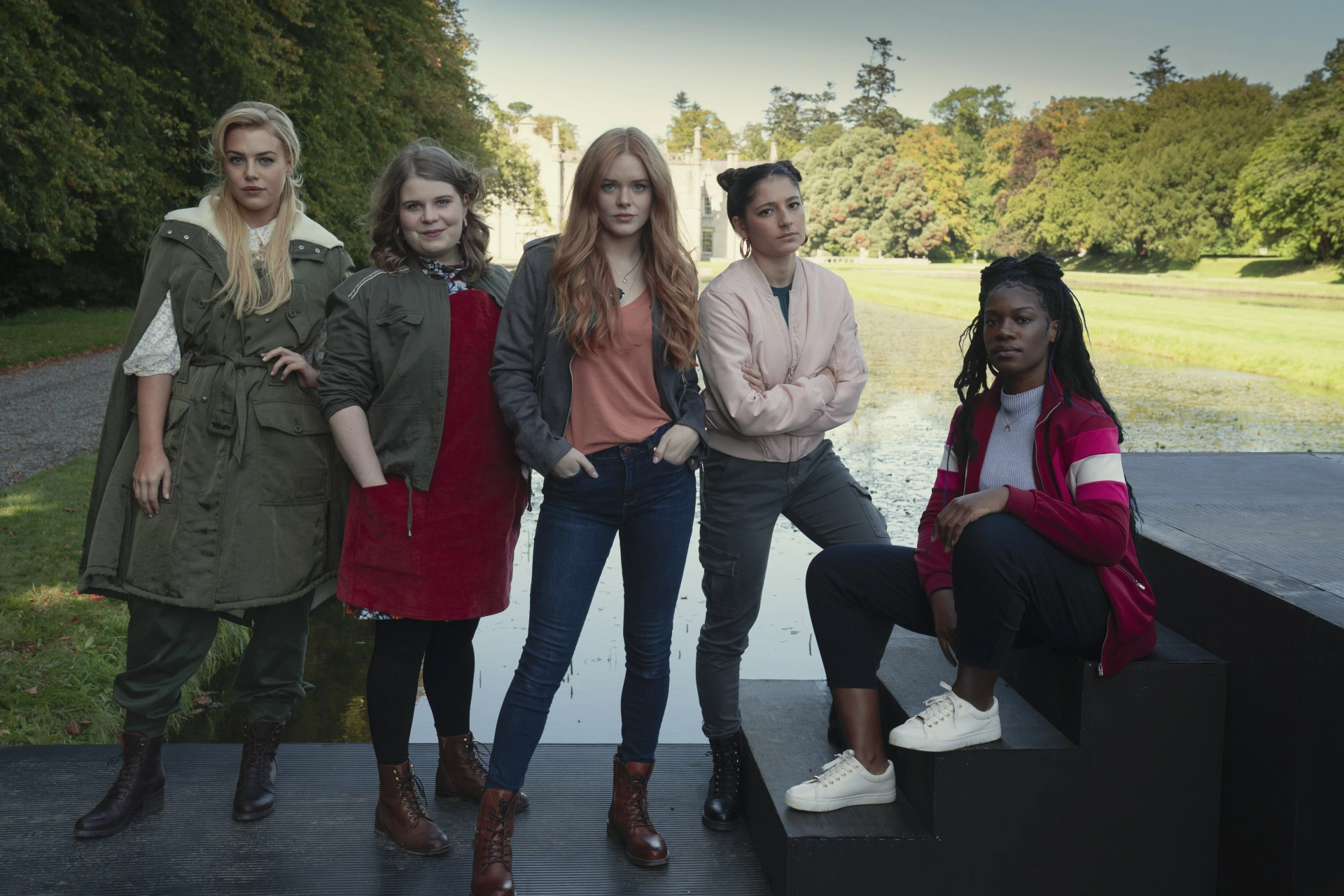 Eliot Salt, Hannah van der Westhuysen, Elisha Applebaum, Abigail Cowen, and Precious Mustapha in Fate: The Winx Saga (2021)