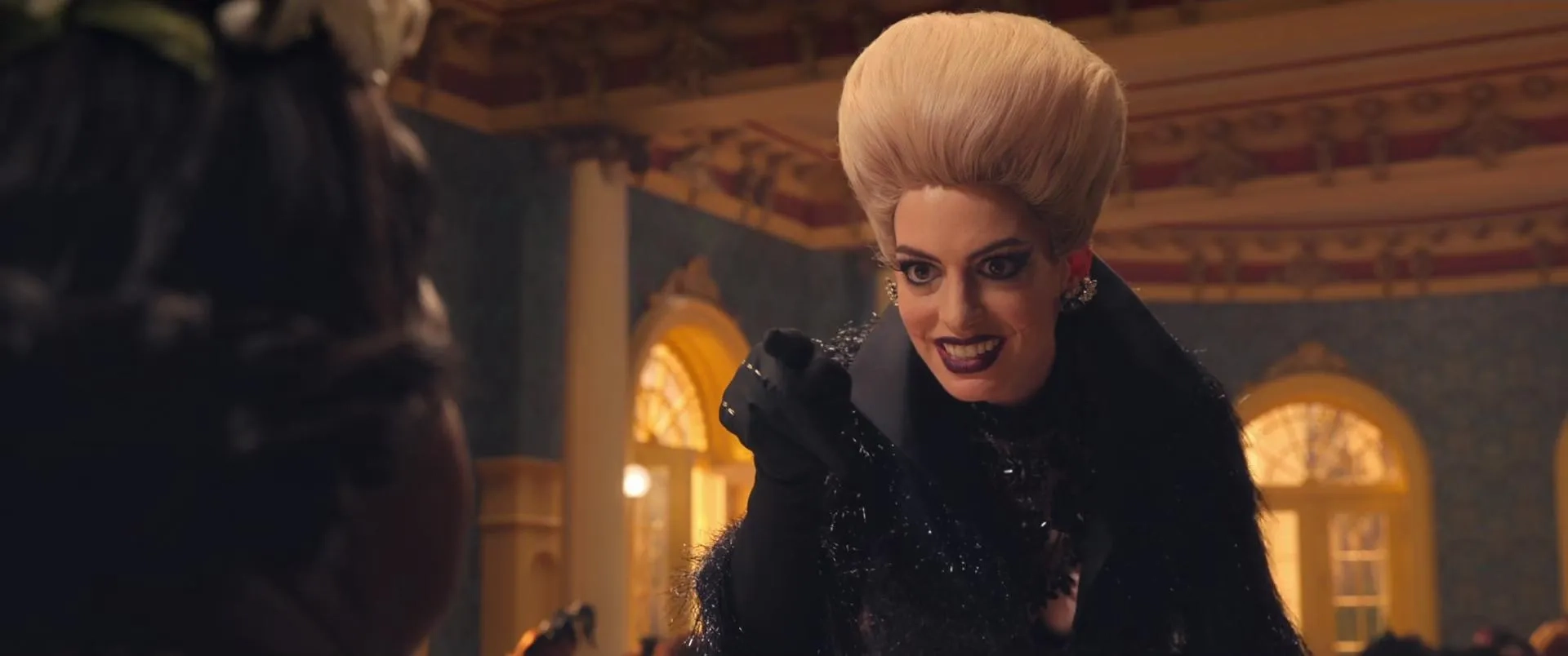 Anne Hathaway and Octavia Spencer in The Witches (2020)