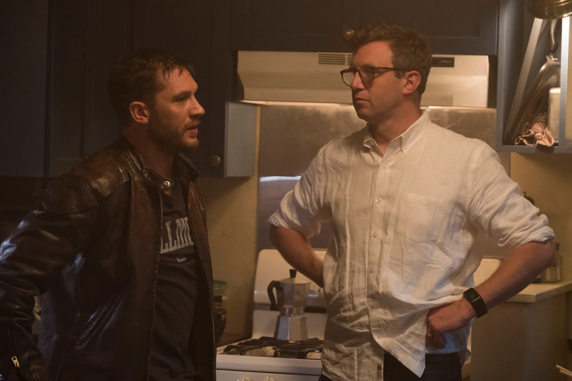 Ruben Fleischer and Tom Hardy in Venom (2018)