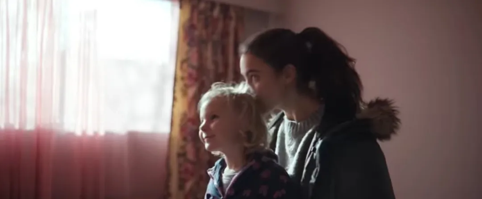 Rylea Nevaeh Whittet and Margaret Qualley in Maid (2021)