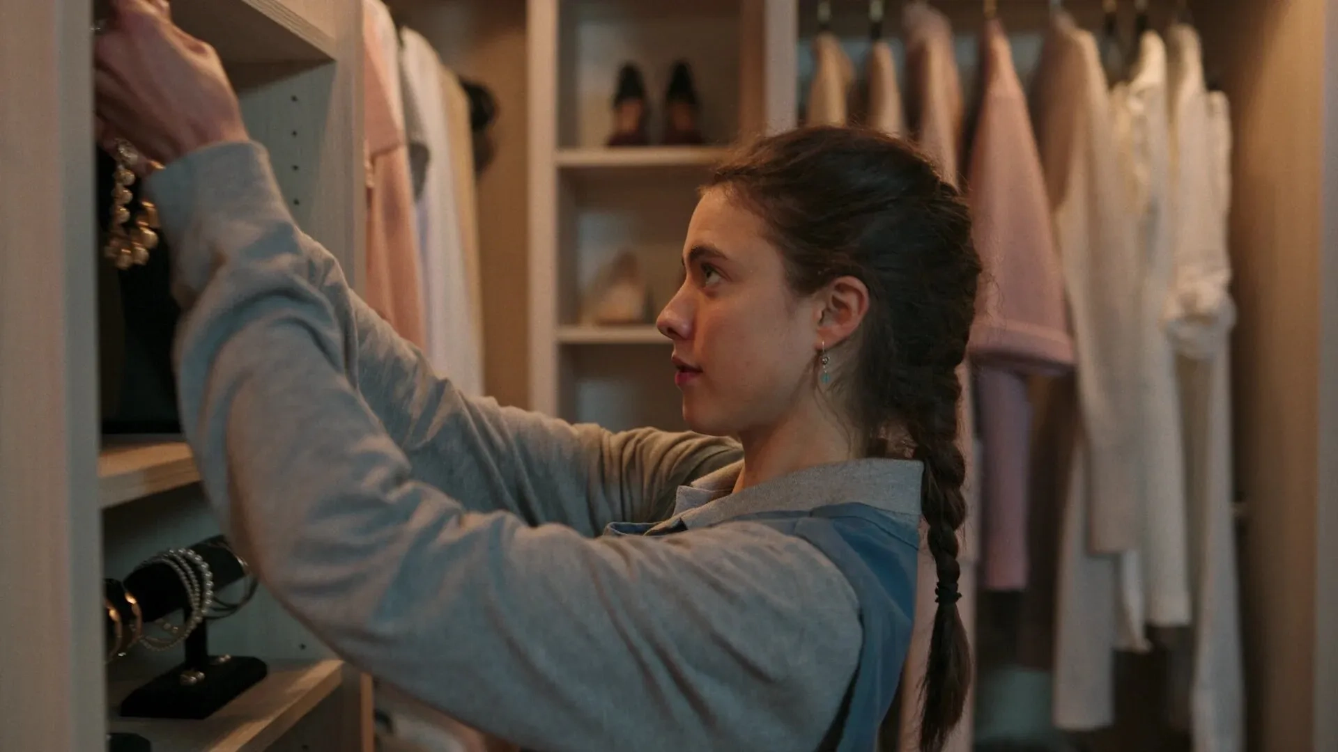 Margaret Qualley in Maid (2021)