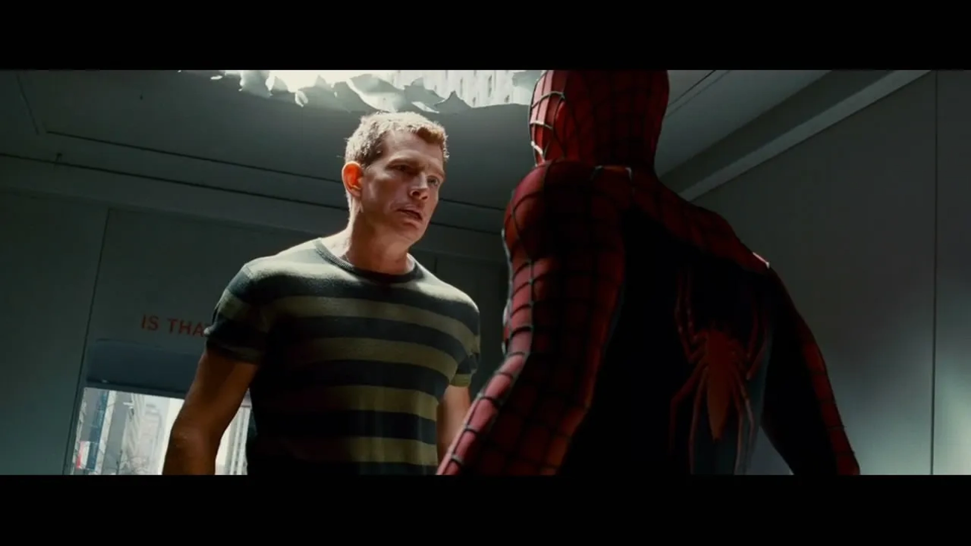 Tobey Maguire and Thomas Haden Church in Spider-Man 3 (2007)