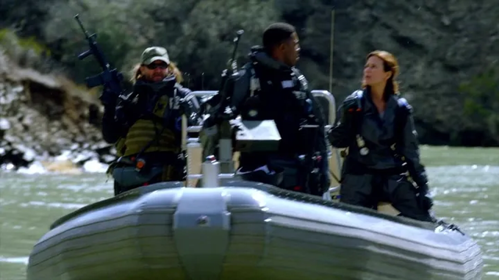 Rhona Mitra, John Pyper-Ferguson, and Jocko Sims in The Last Ship (2014)