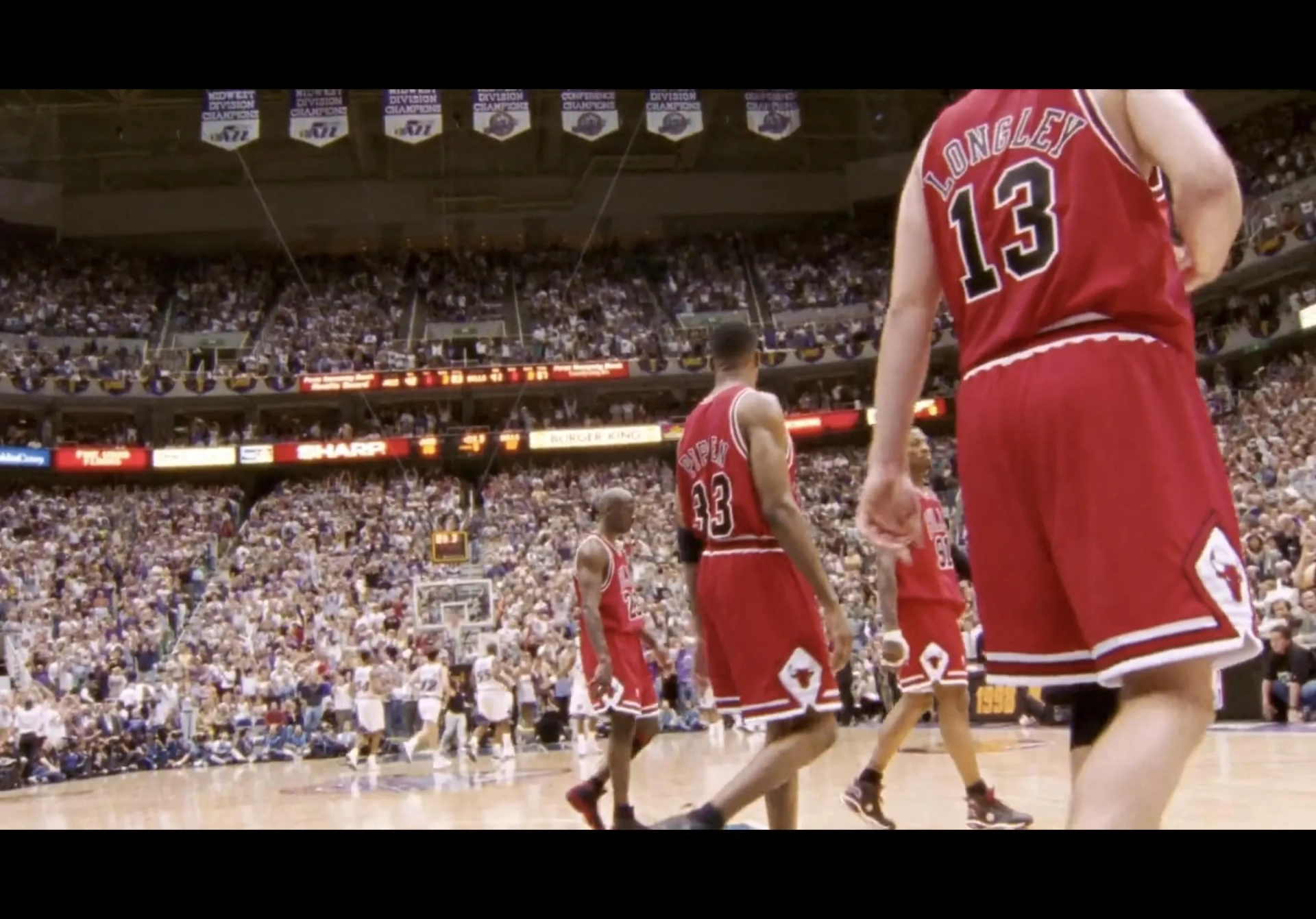 Michael Jordan, Dennis Rodman, Scottie Pippen, and Luc Longley in The Last Dance (2020)