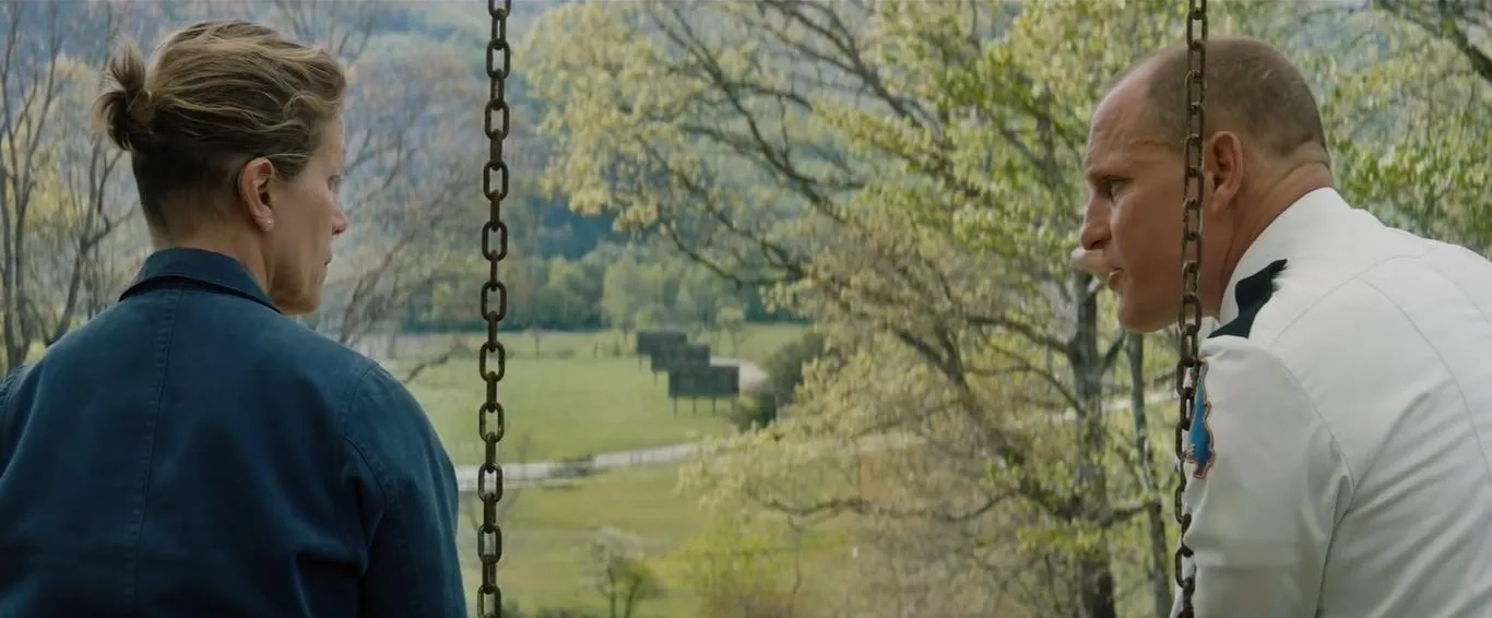 Woody Harrelson and Frances McDormand in Three Billboards Outside Ebbing, Missouri (2017)