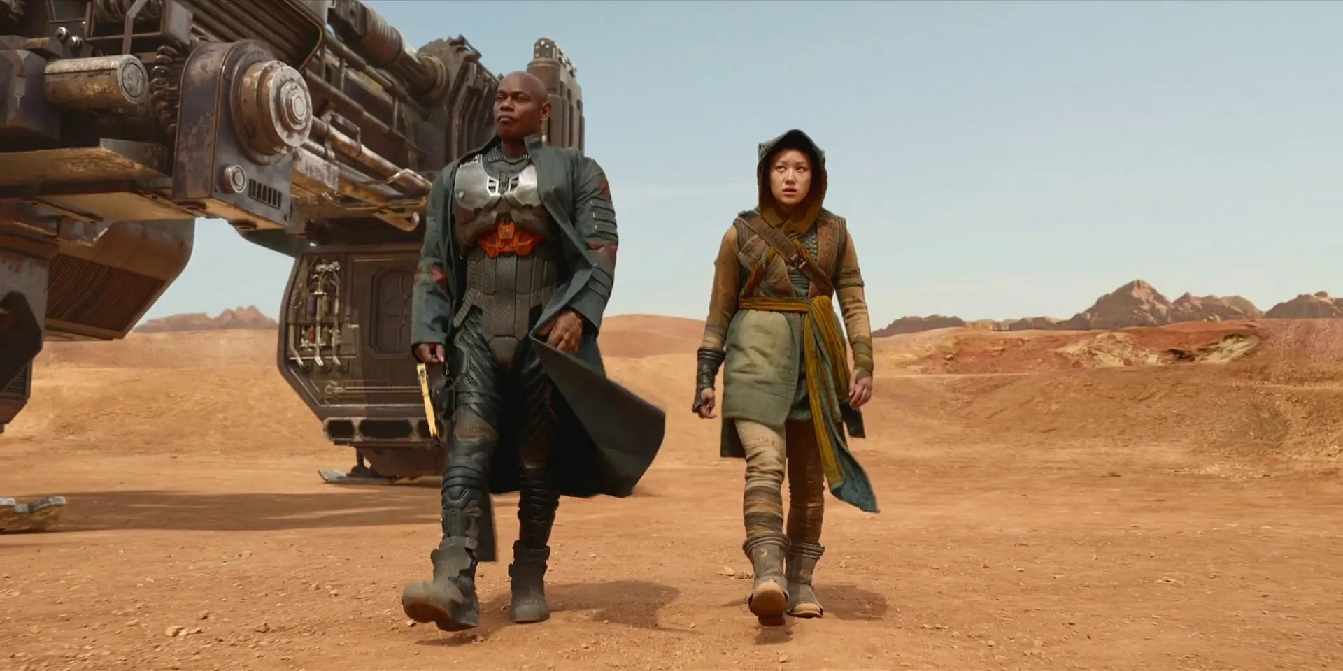 Bokeem Woodbine and Yerin Ha in Halo (2022)