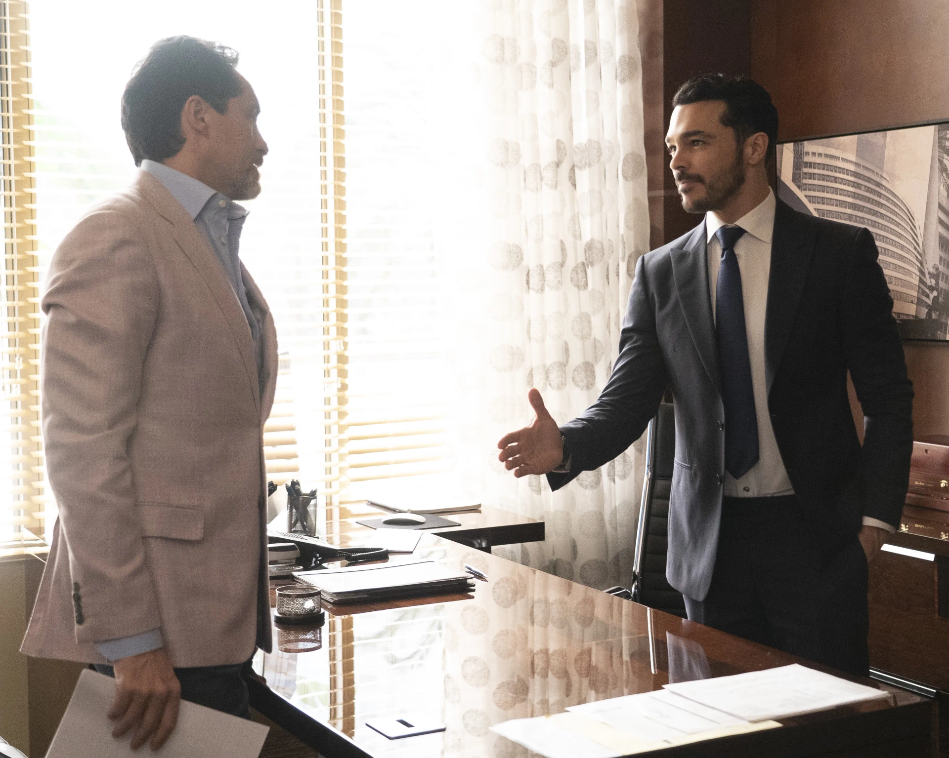 Demián Bichir and Shalim Ortiz in Grand Hotel (2019)