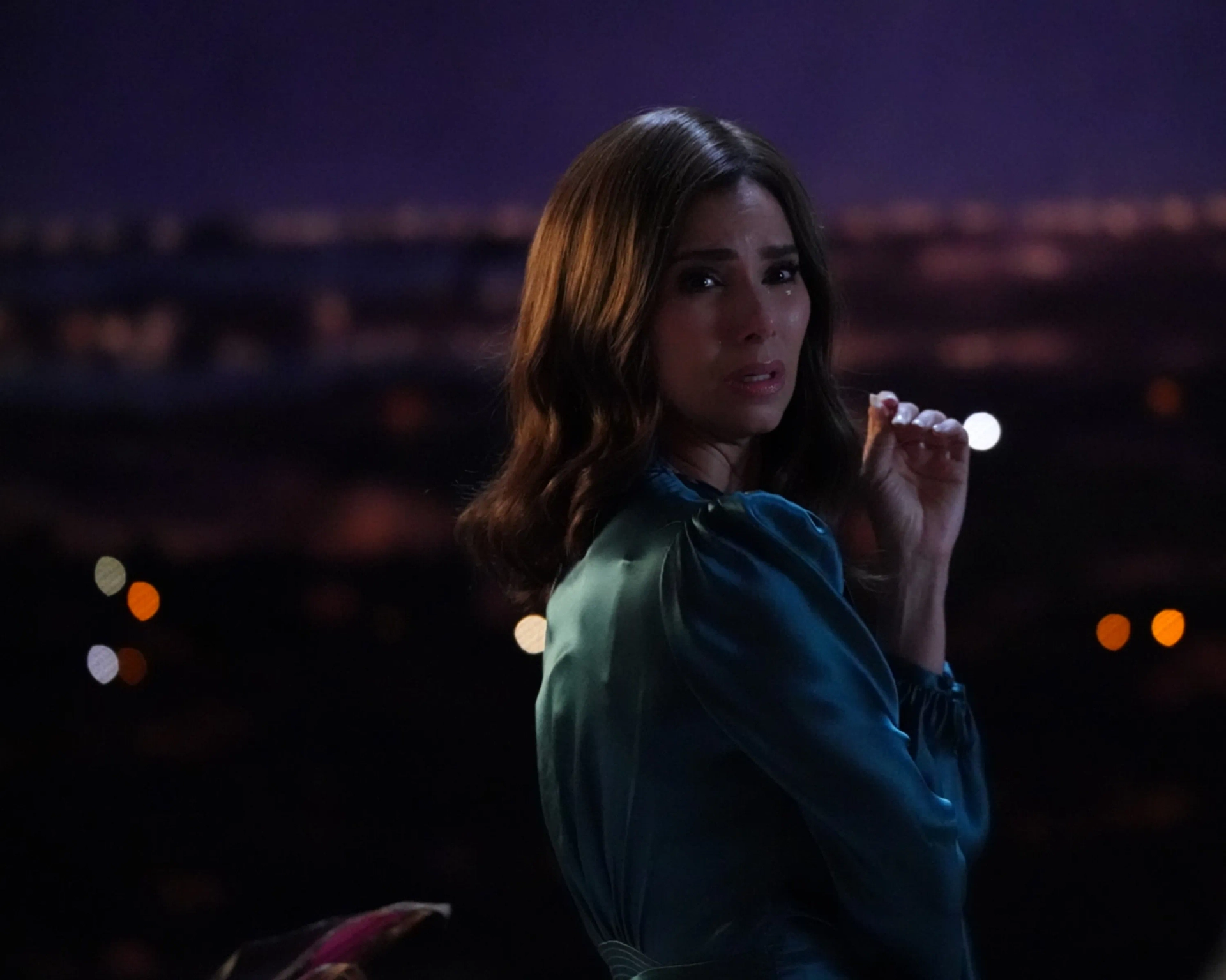 Roselyn Sanchez in Grand Hotel (2019)