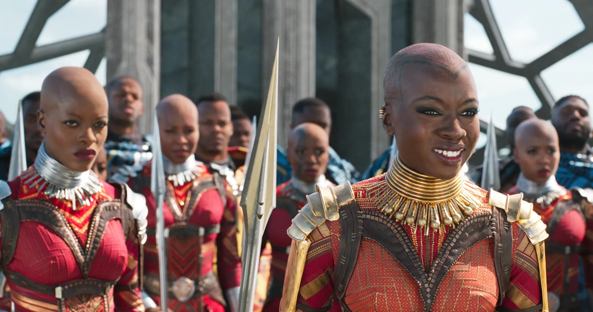 Florence Kasumba and Danai Gurira in Black Panther (2018)