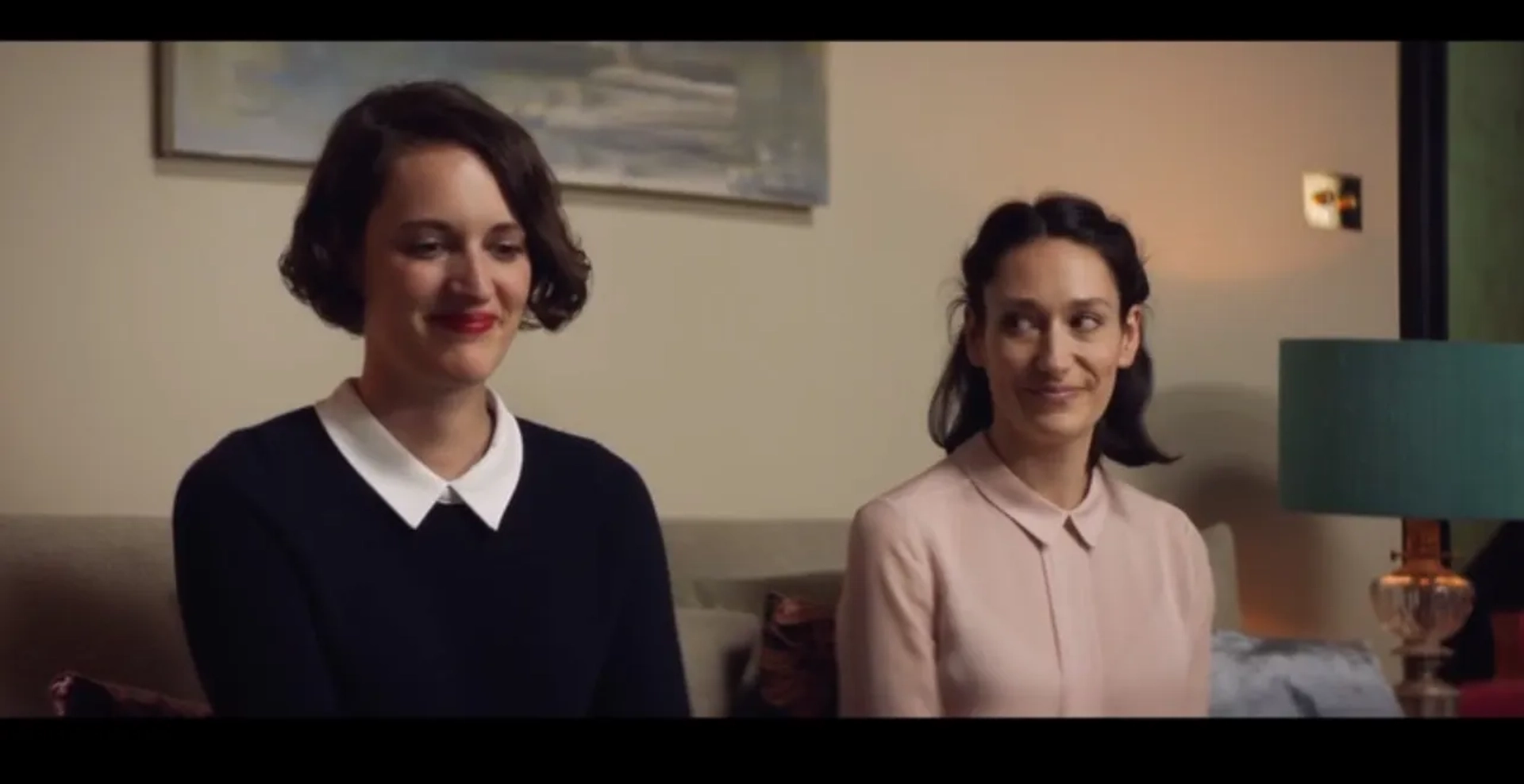 Phoebe Waller-Bridge and Sian Clifford in Fleabag (2016)