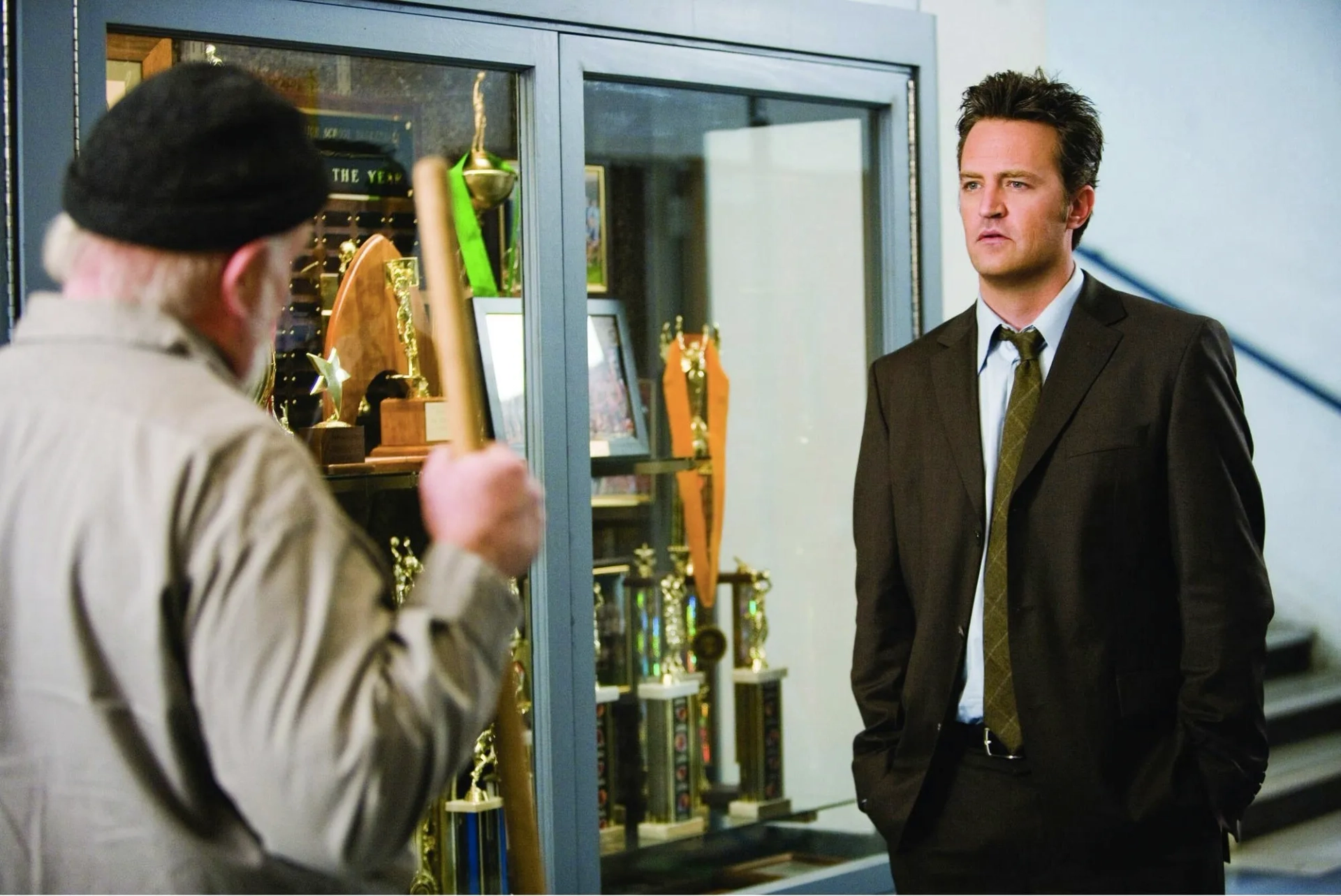 Matthew Perry and Brian Doyle-Murray in 17 Again (2009)