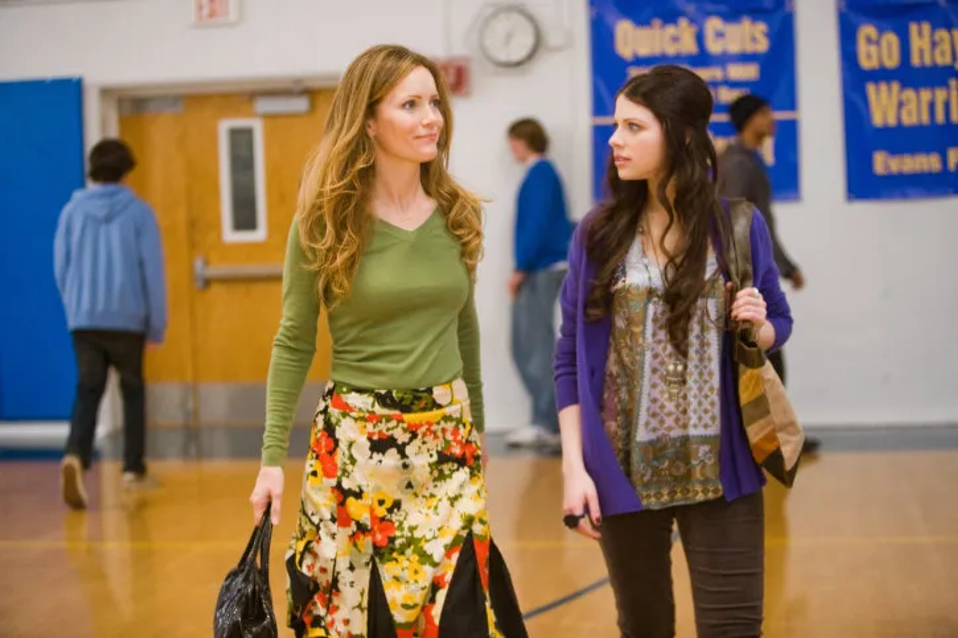 Leslie Mann and Michelle Trachtenberg in 17 Again (2009)