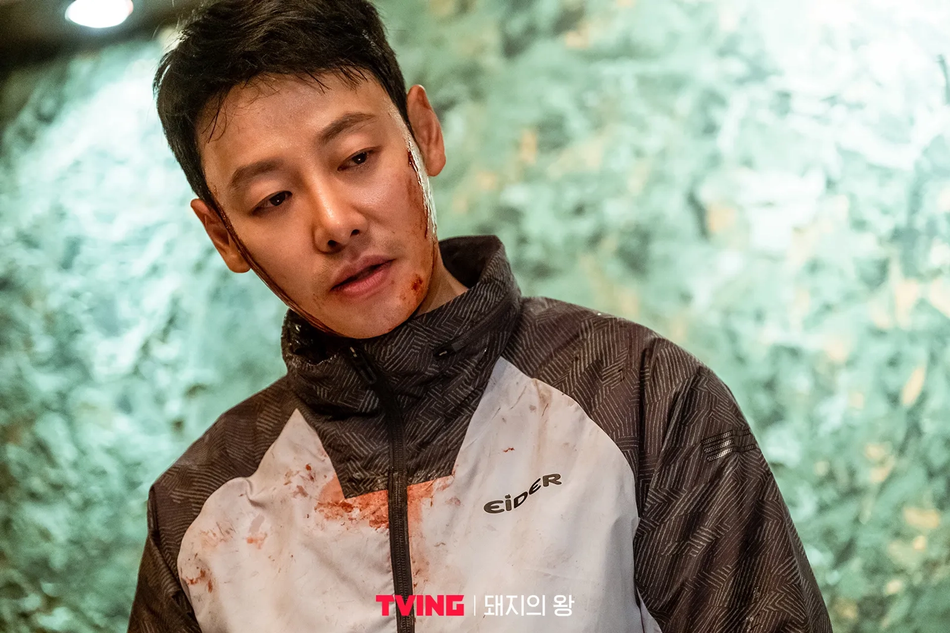 Dong-wook Kim in The King of Pigs (2022)