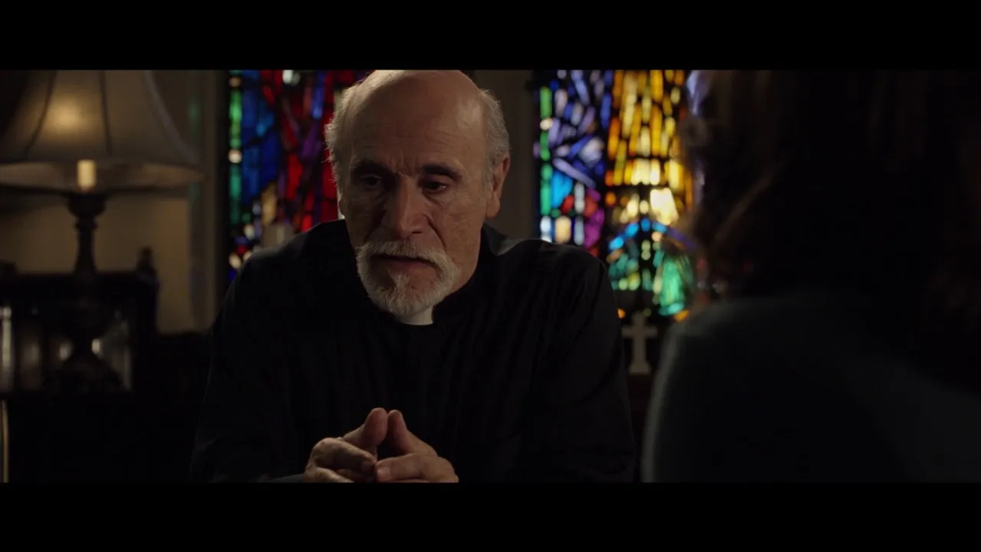 Linda Cardellini and Tony Amendola in The Curse of La Llorona (2019)