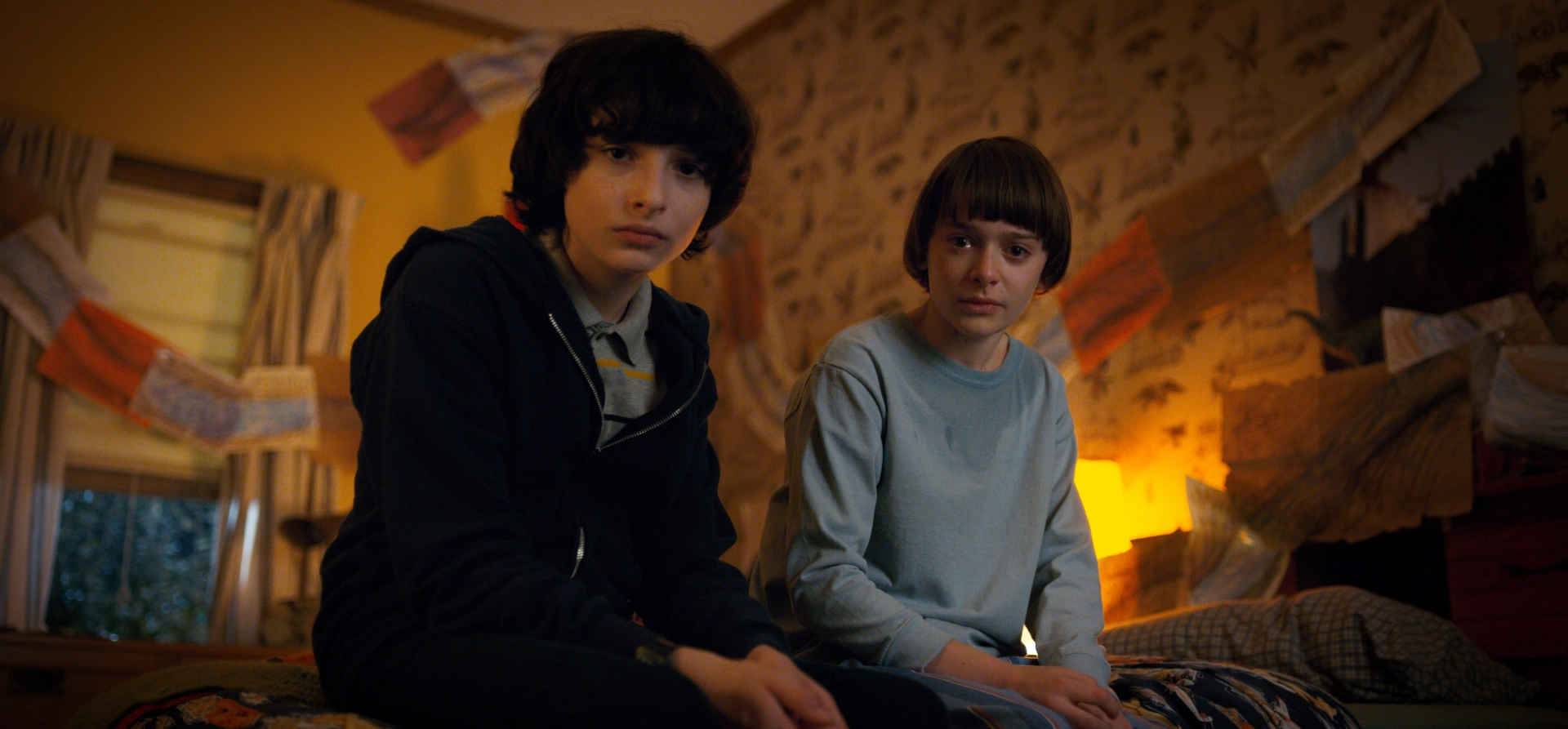 Finn Wolfhard and Noah Schnapp in Stranger Things (2016)