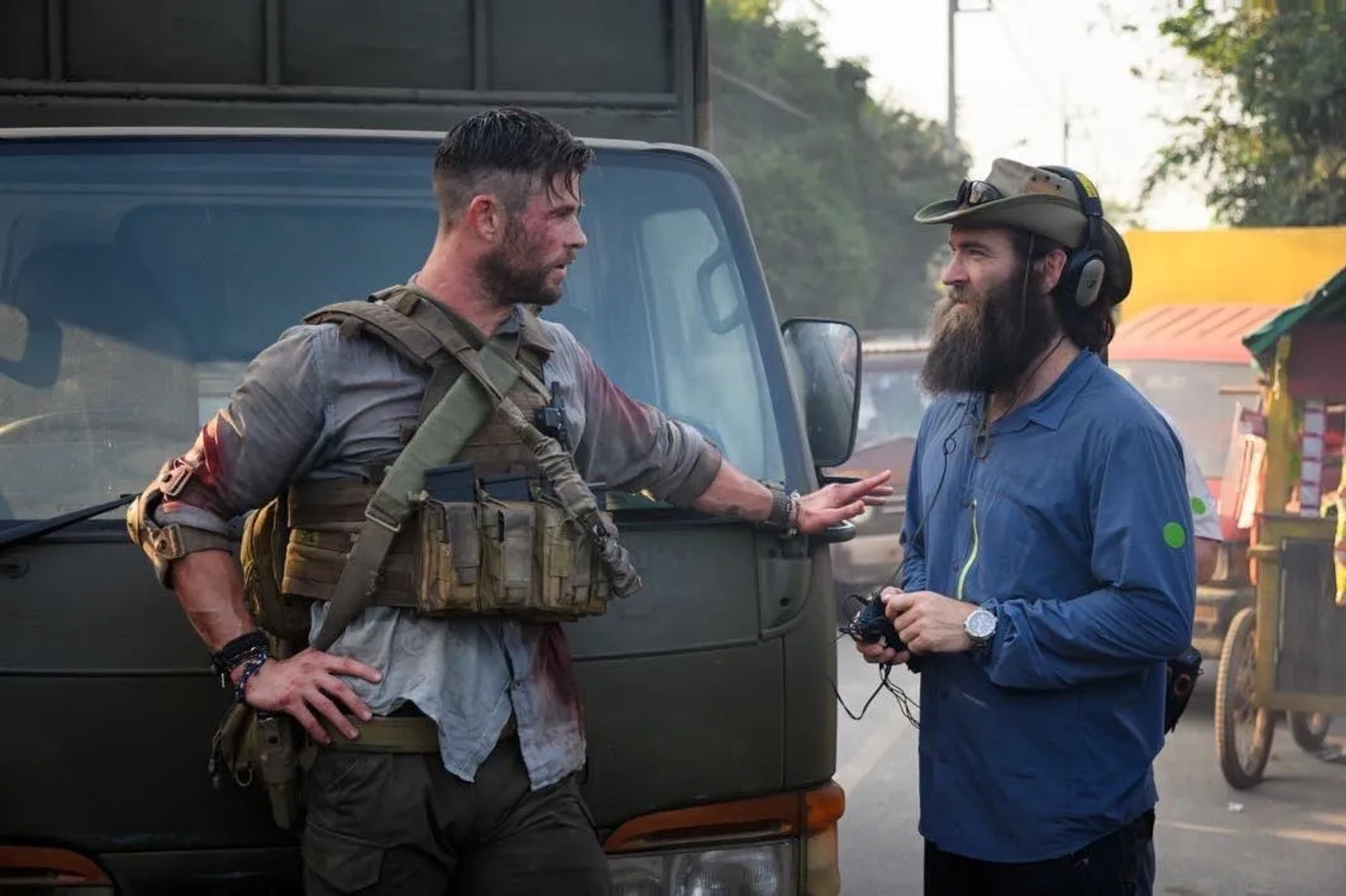 Sam Hargrave and Chris Hemsworth in Extraction (2020)