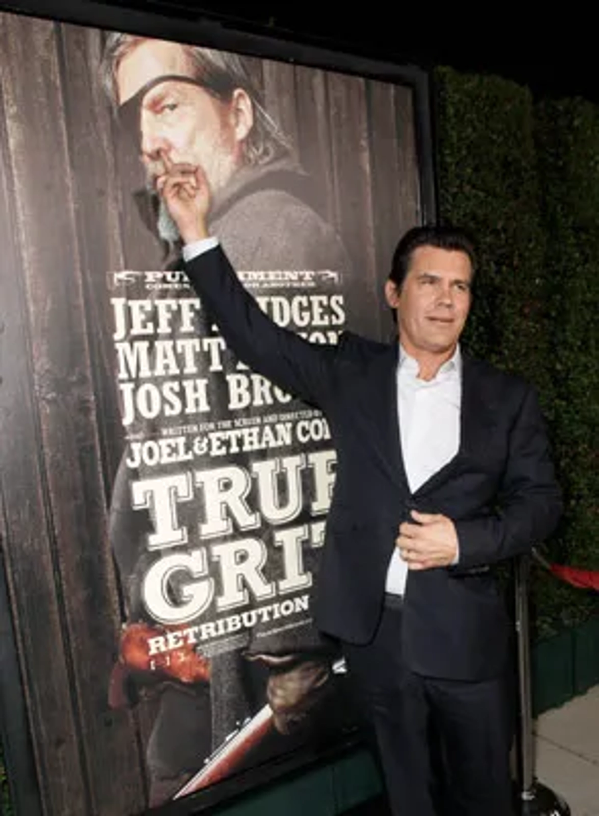 Josh Brolin at an event for True Grit (2010)