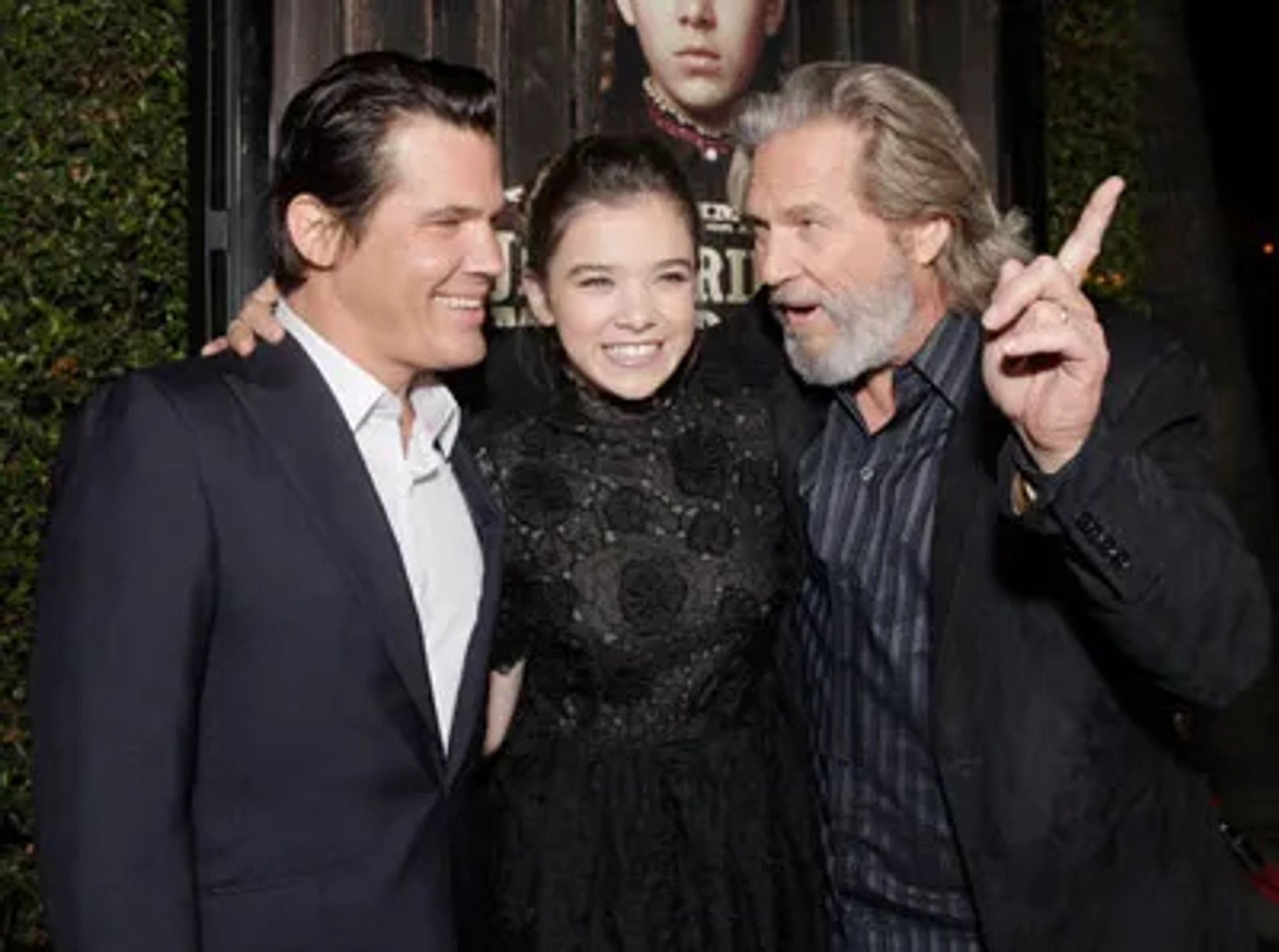 Jeff Bridges, Josh Brolin, and Hailee Steinfeld at an event for True Grit (2010)