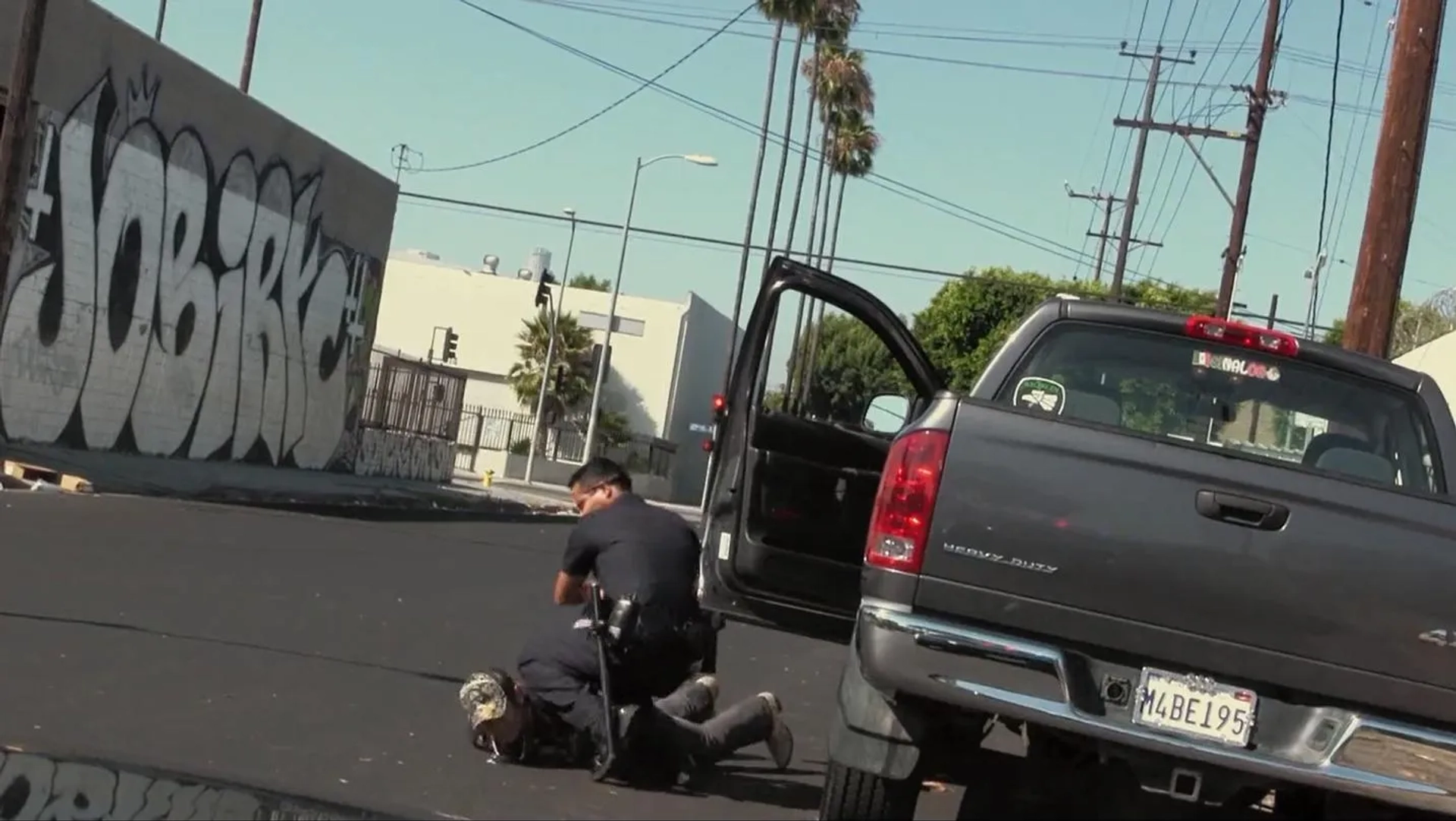 Michael Peña in End of Watch (2012)