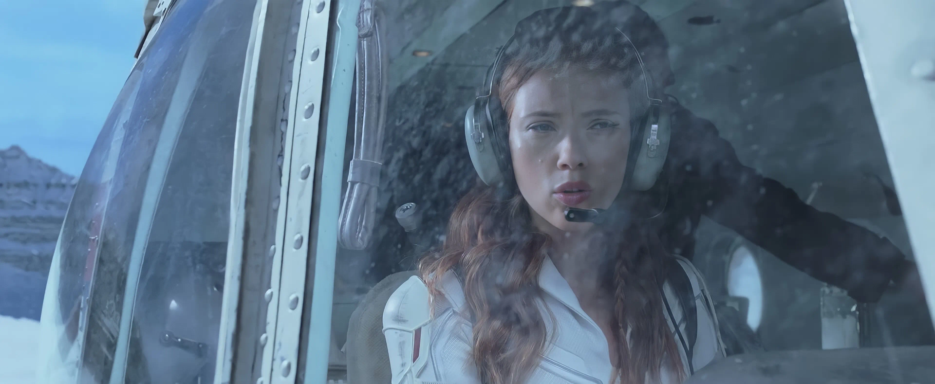 Scarlett Johansson and David Harbour in Black Widow (2021)